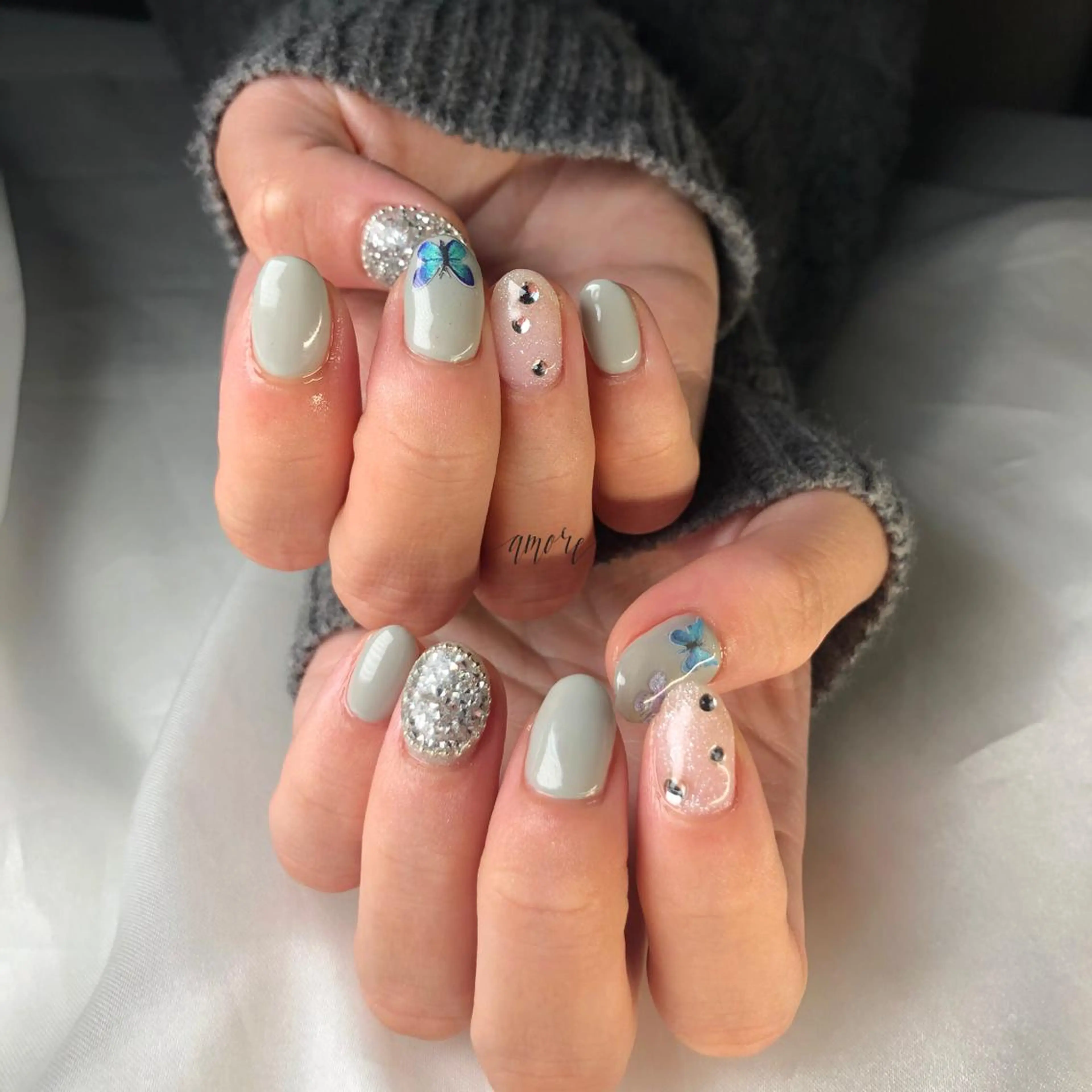 ネイル ジェルネイル 氷ネイル・うるうるネイル キラキラネイル マグネットネイル ミラーネイル You kyehwaのネイルデザイン