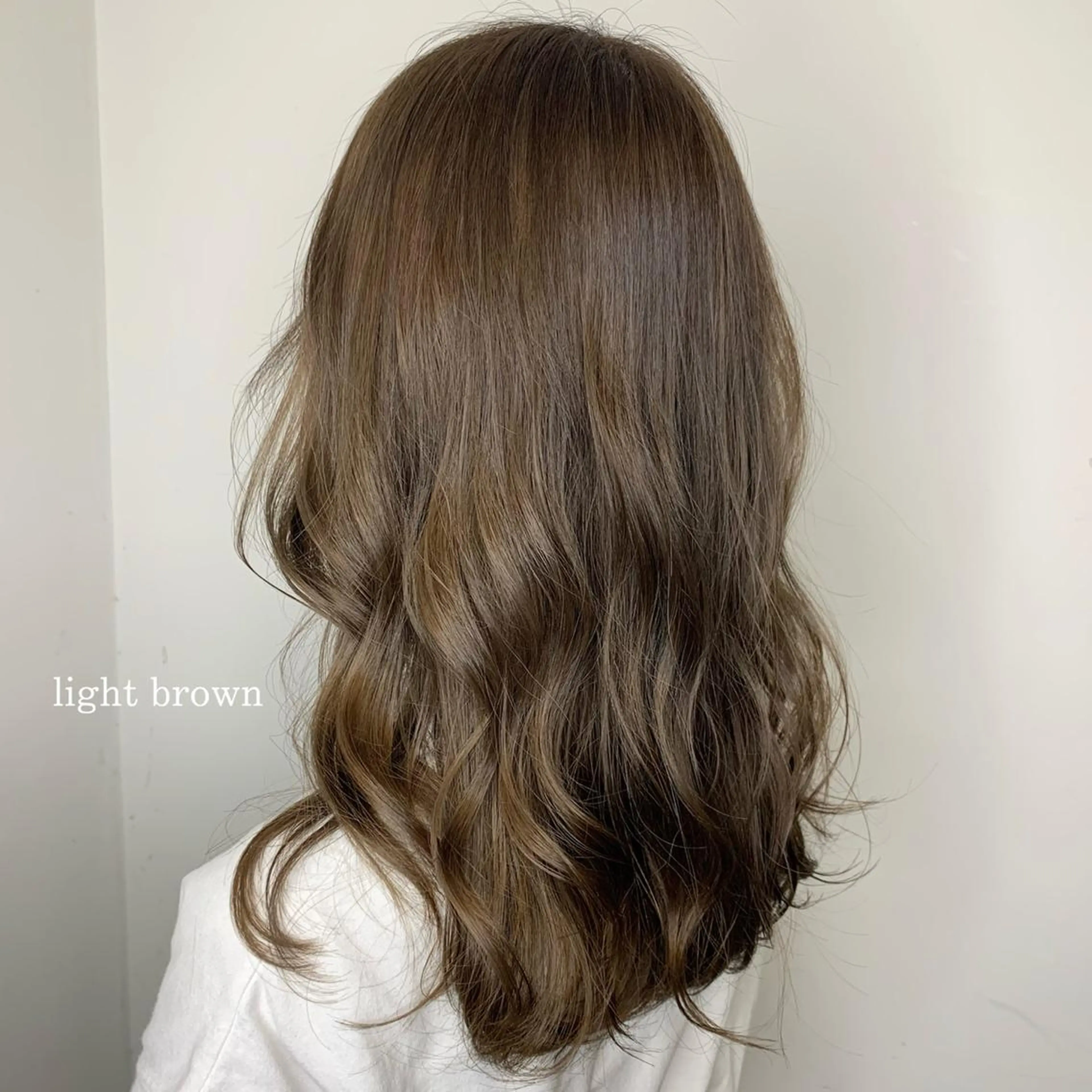 ロング カラー 🌈re-room EIKI🇰🇷のヘアスタイル