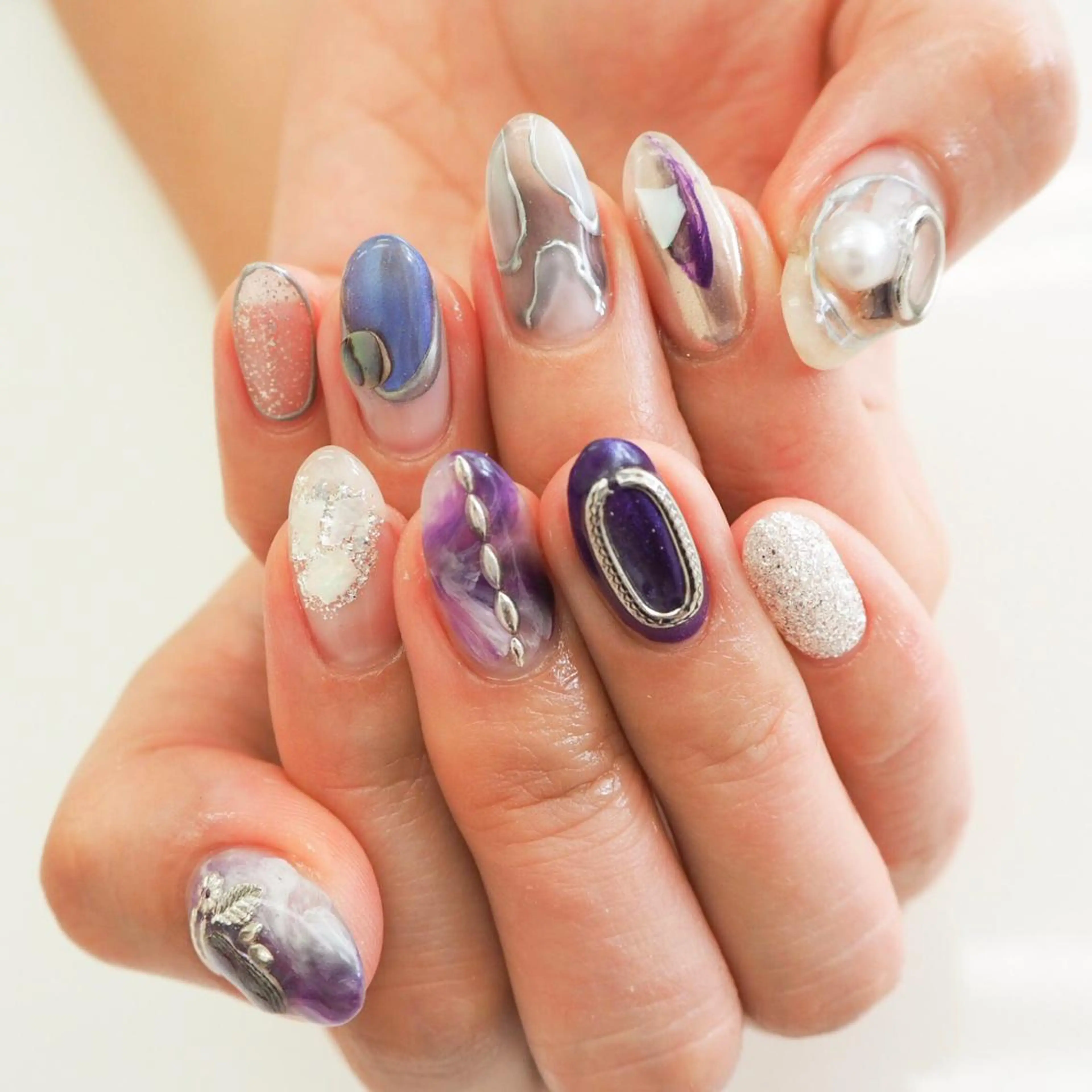 ネイル ハンドネイル Hisaka Mikiのネイルデザイン