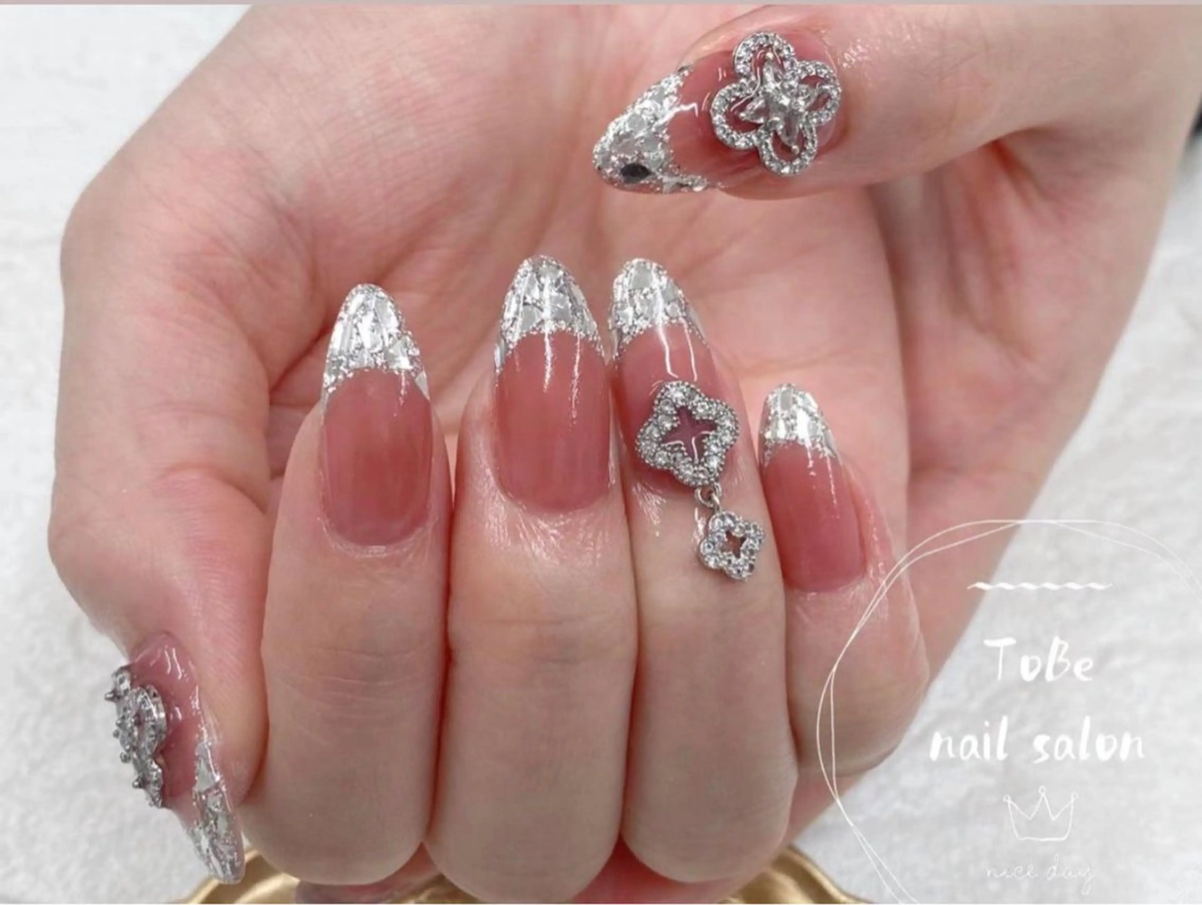 大人気ガラスフレンチコースの写真