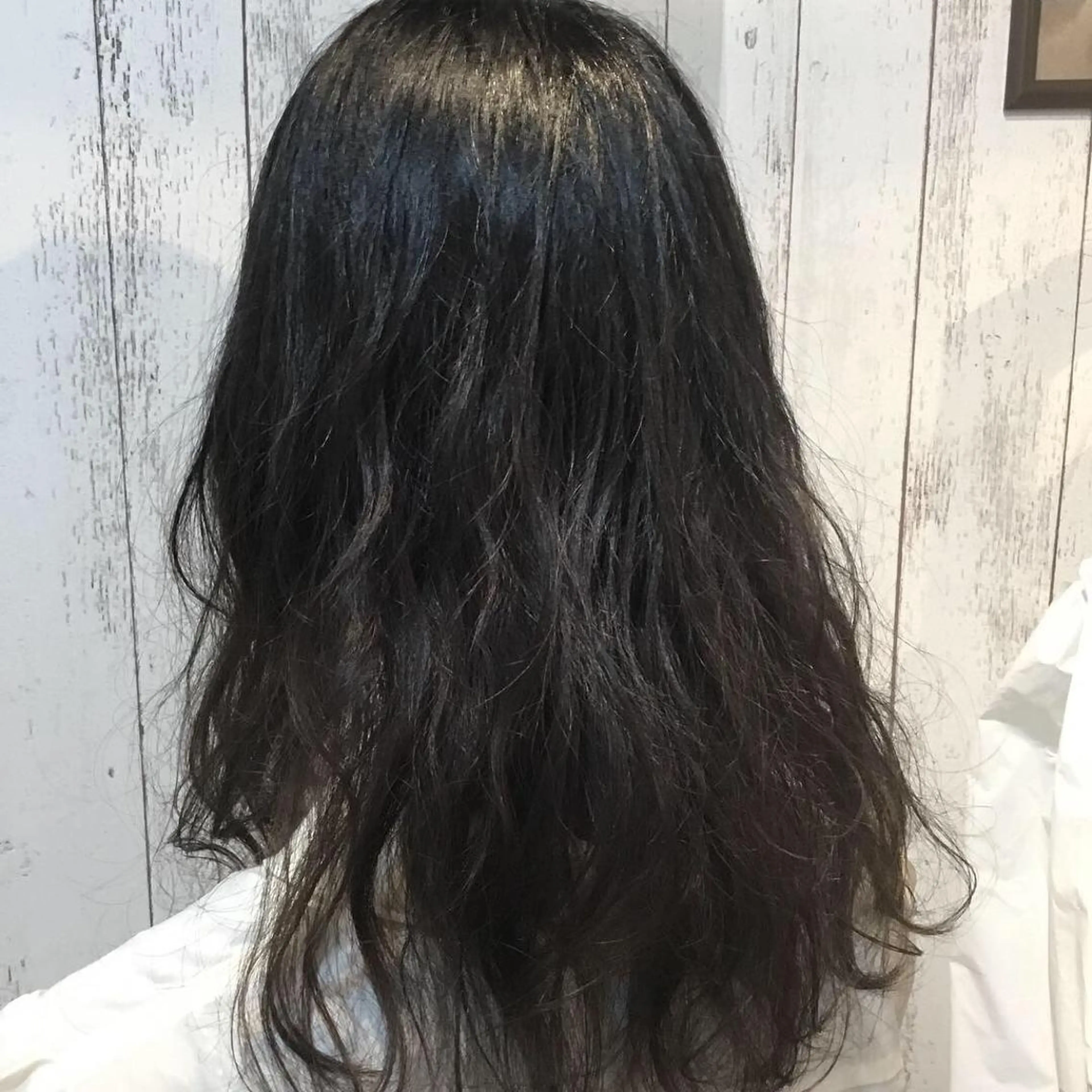 セミロング カラー パーマ 金崎 新吾のヘアスタイル