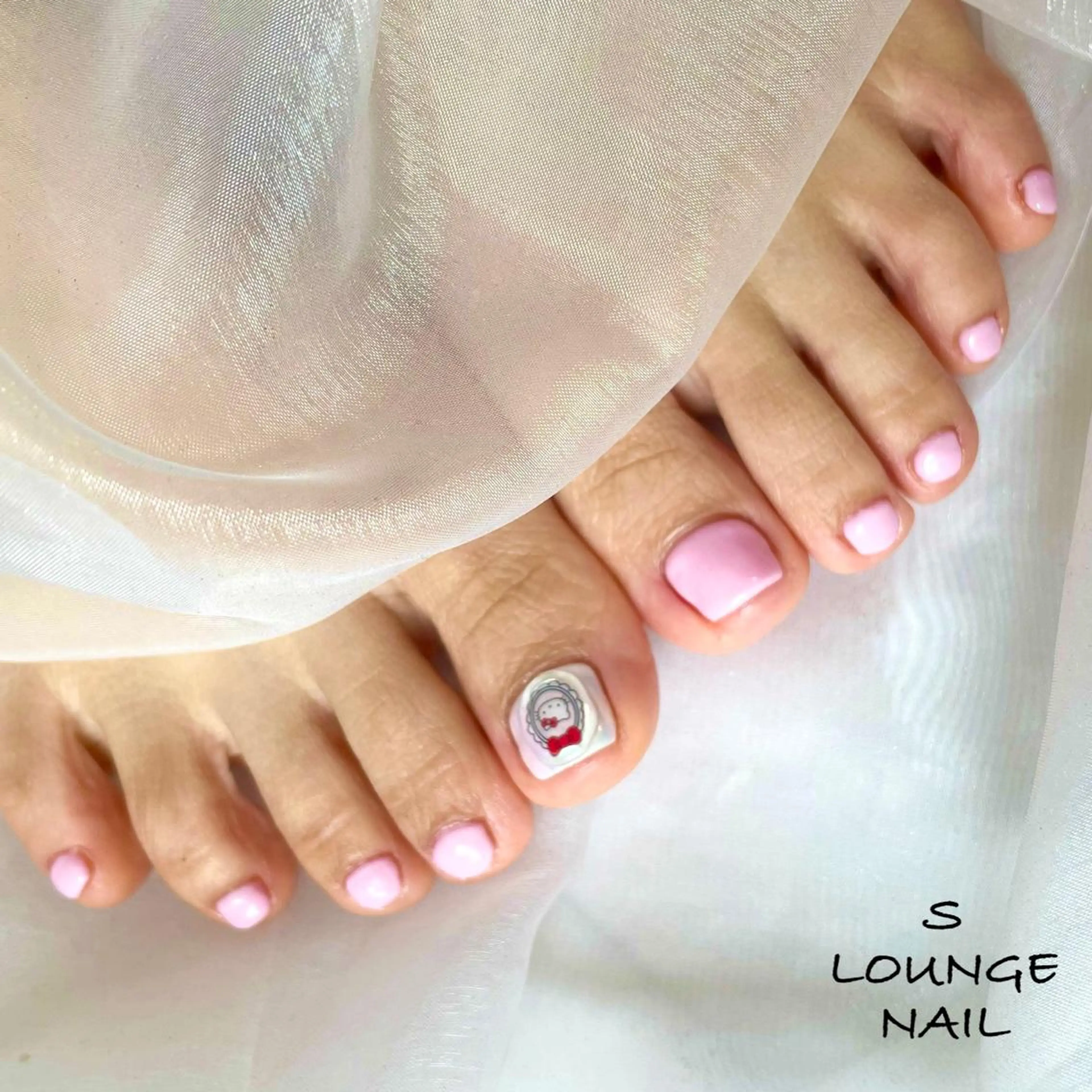 ネイル ハンドネイル フットネイル S LOUNGE NAIL所属・パーツたくさん🍓 SUMIのネイルデザイン