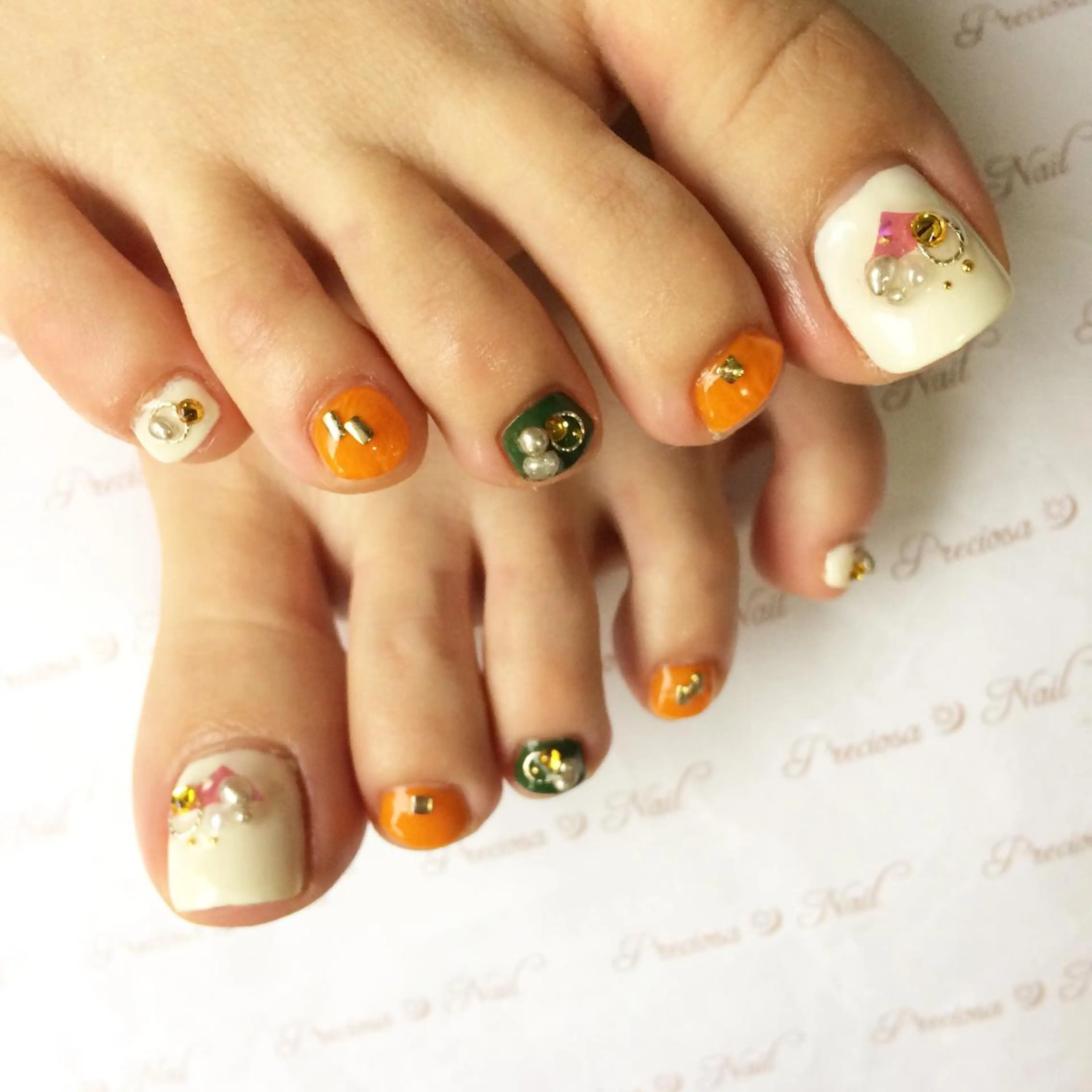 ネイル preciosa.nail所属・久場 晴美のネイルデザイン
