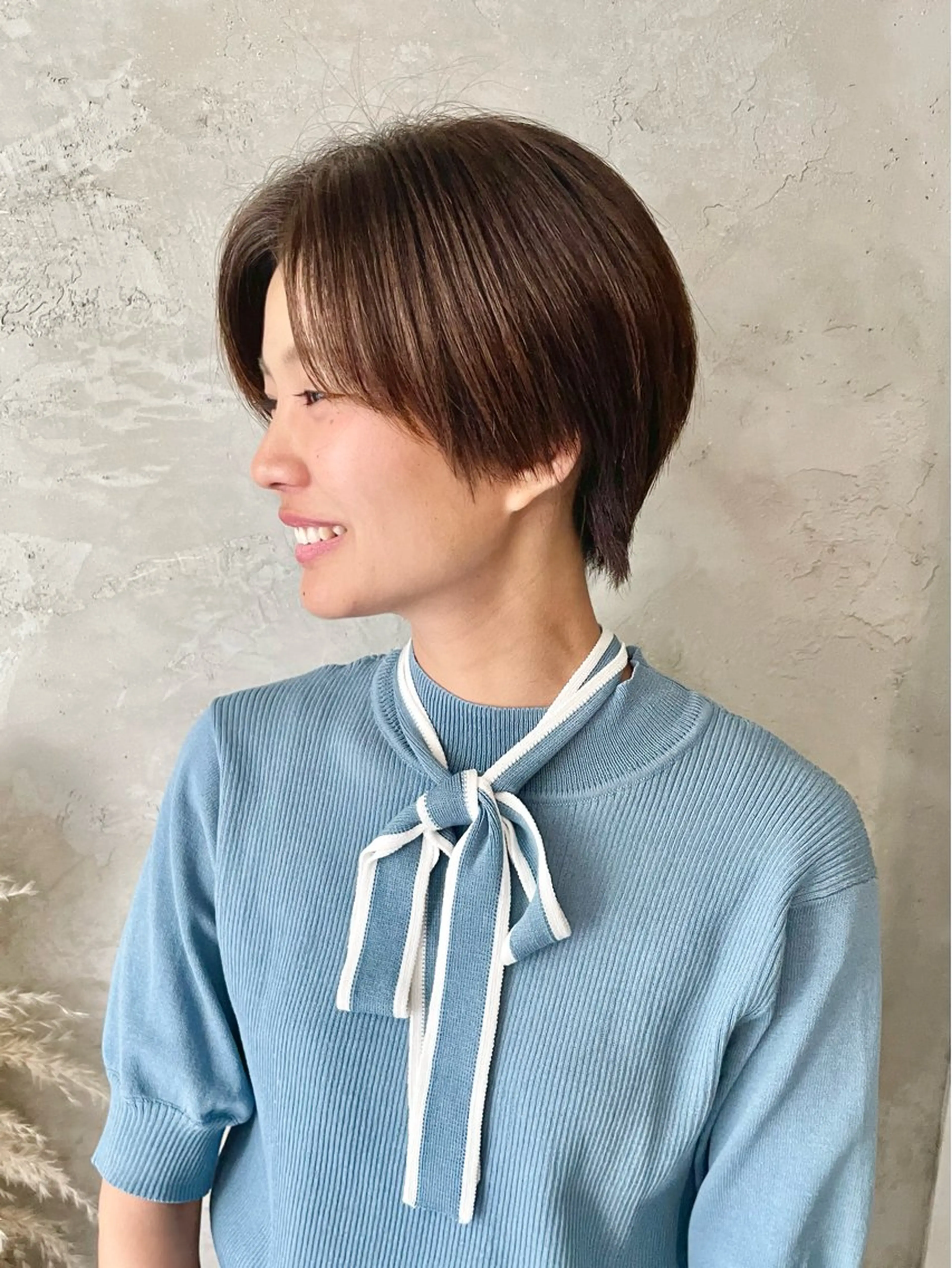 ショート カラー 岡田 恭明のヘアスタイル