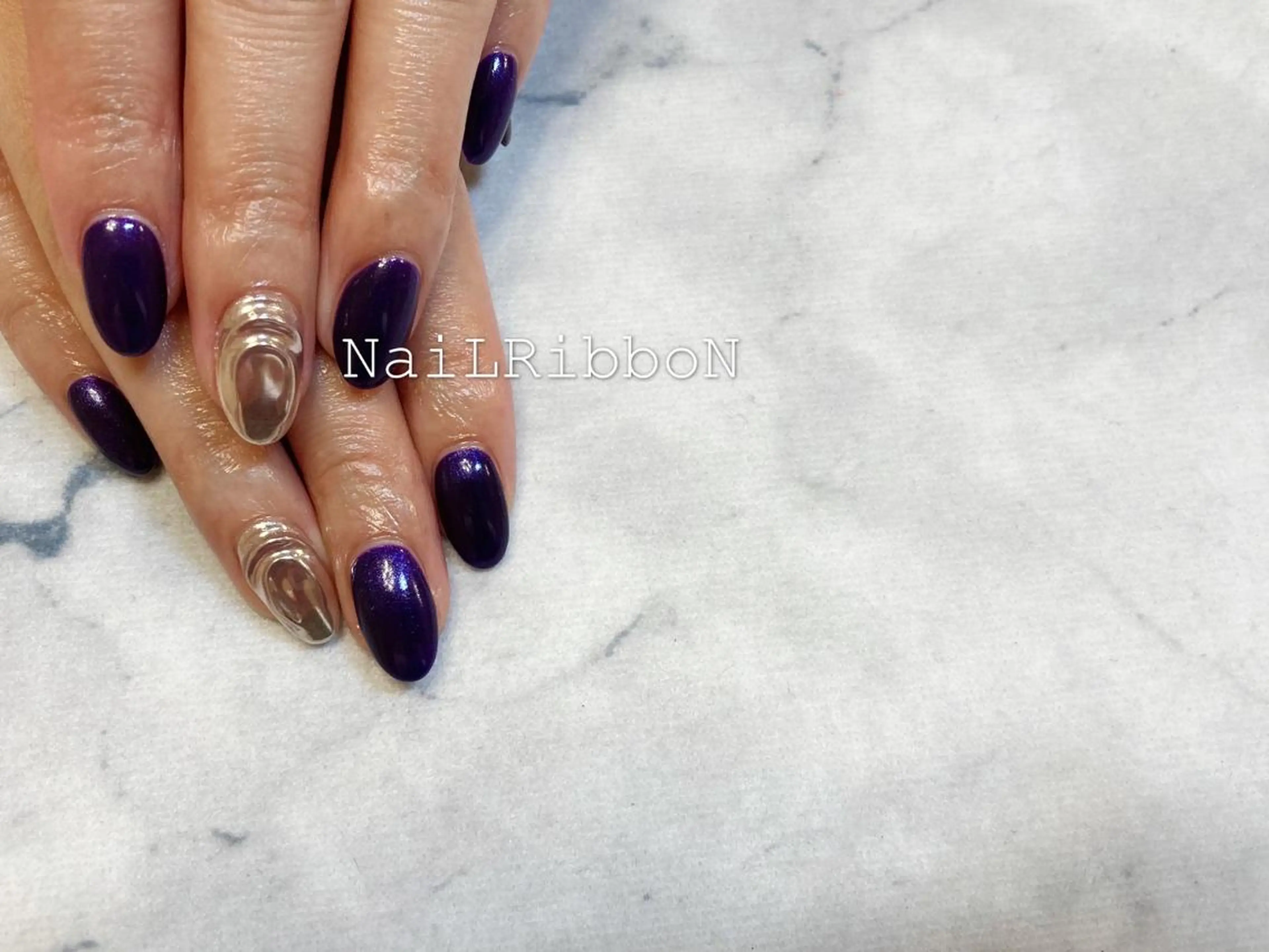 ネイル ネイルリボン 伊藤のネイルデザイン