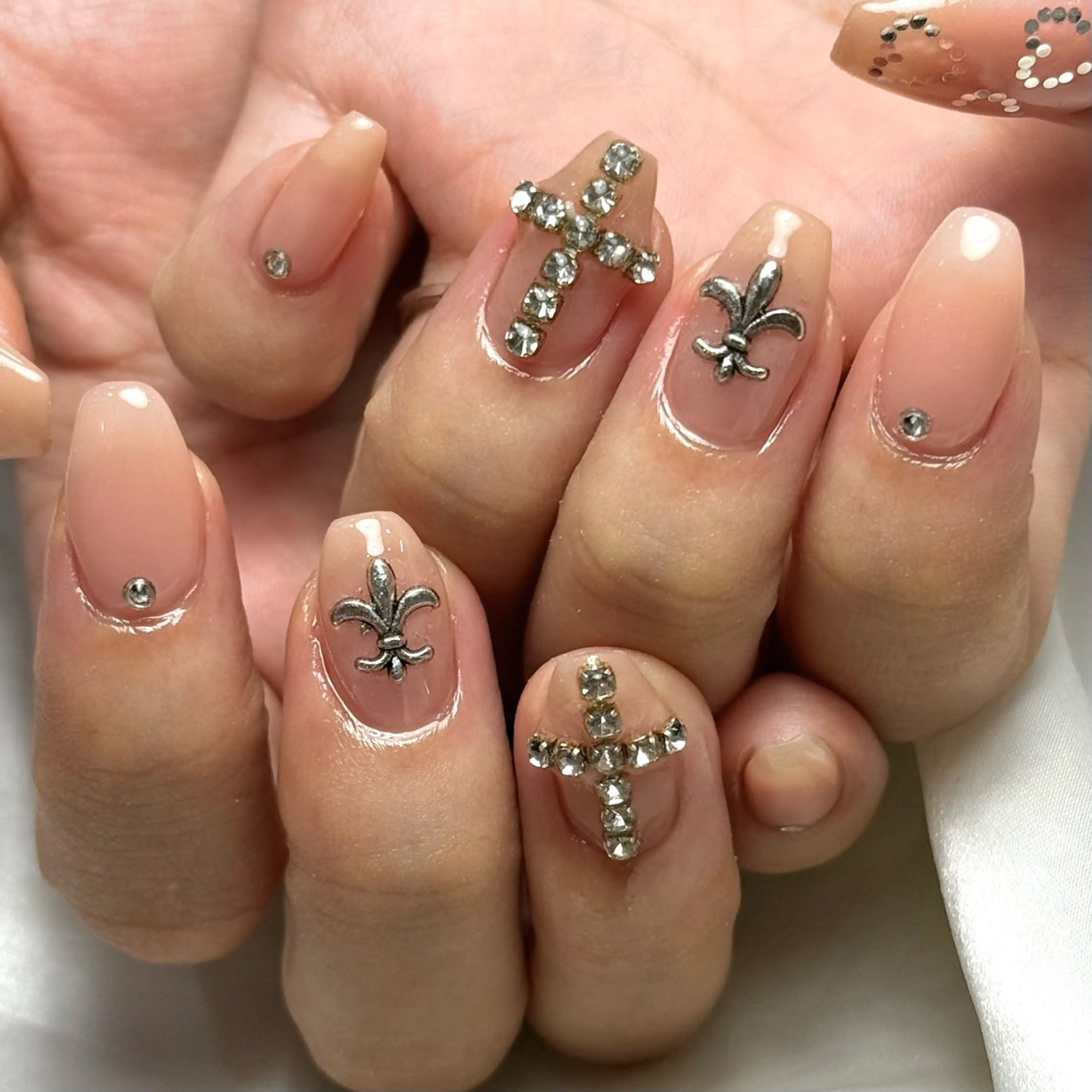 ネイル ハンドネイル Ray nail natsu🎀のネイルデザイン