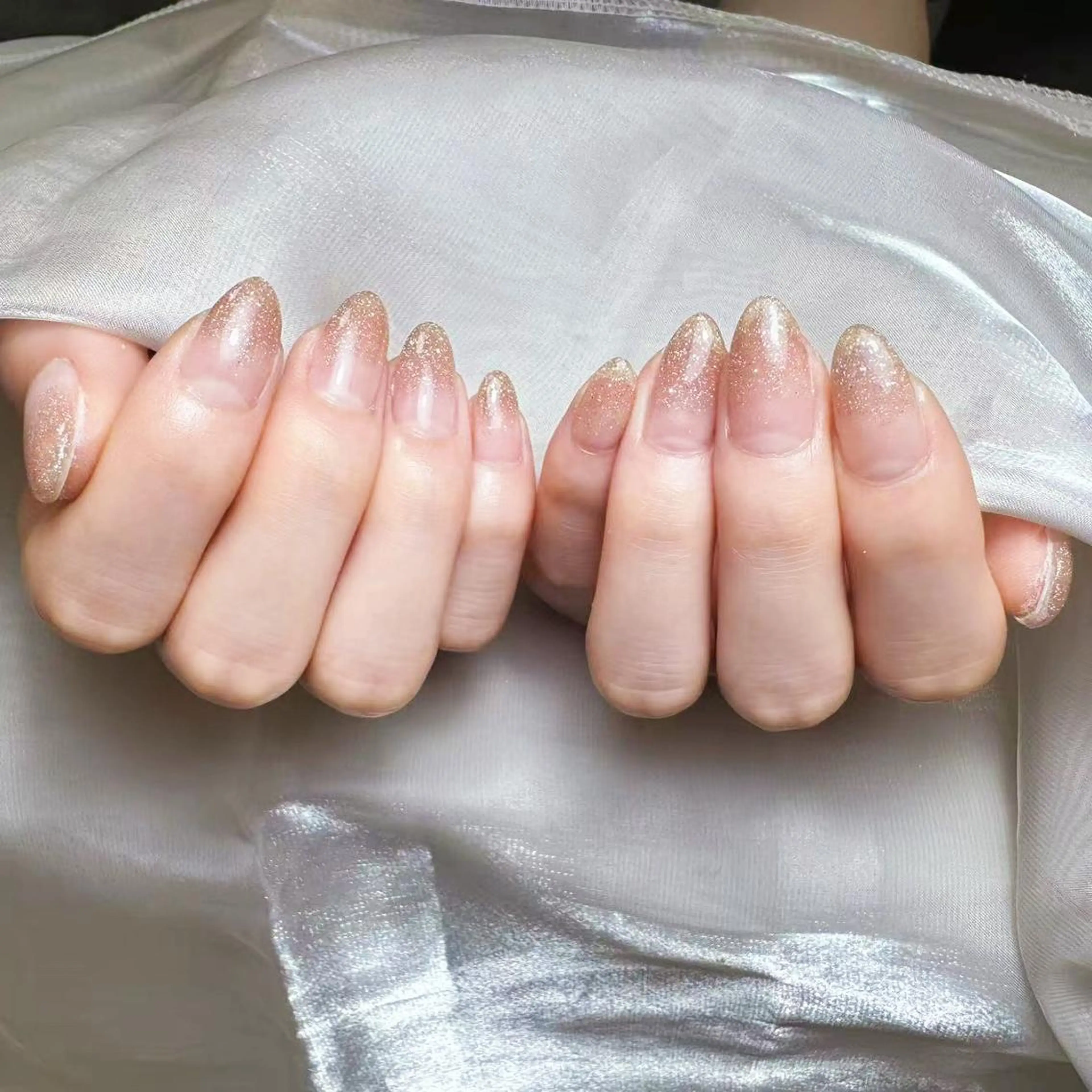 ネイル アートネイル オーロラネイル フラッシュネイル ガーリー キラキラネイル ハンドネイル DIAMOND NailStudioのネイルデザイン