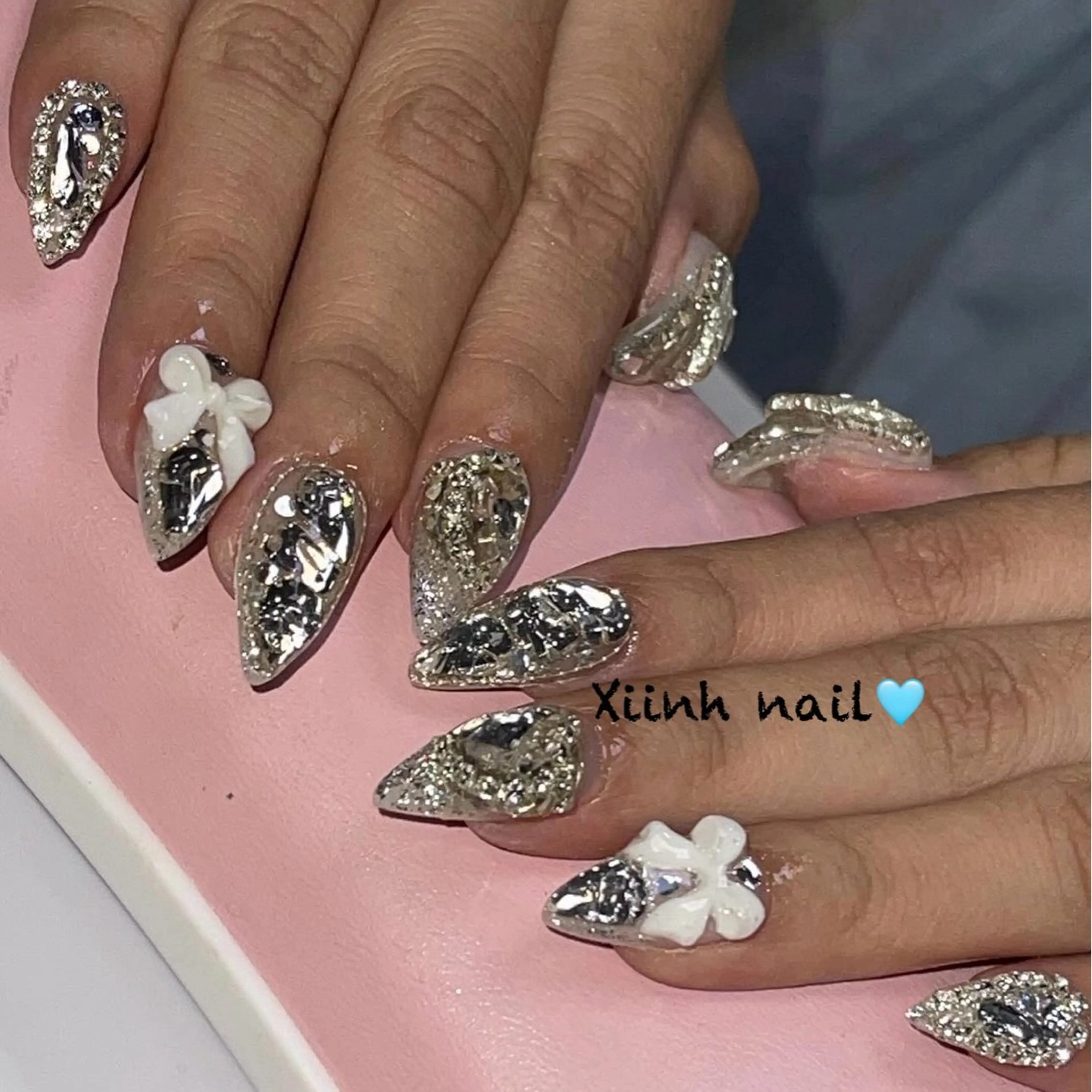 ネイル チークネイル 桜ネイル フットネイル ジェルネイル ハロウィン XIINH NAIL SALONのネイルデザイン