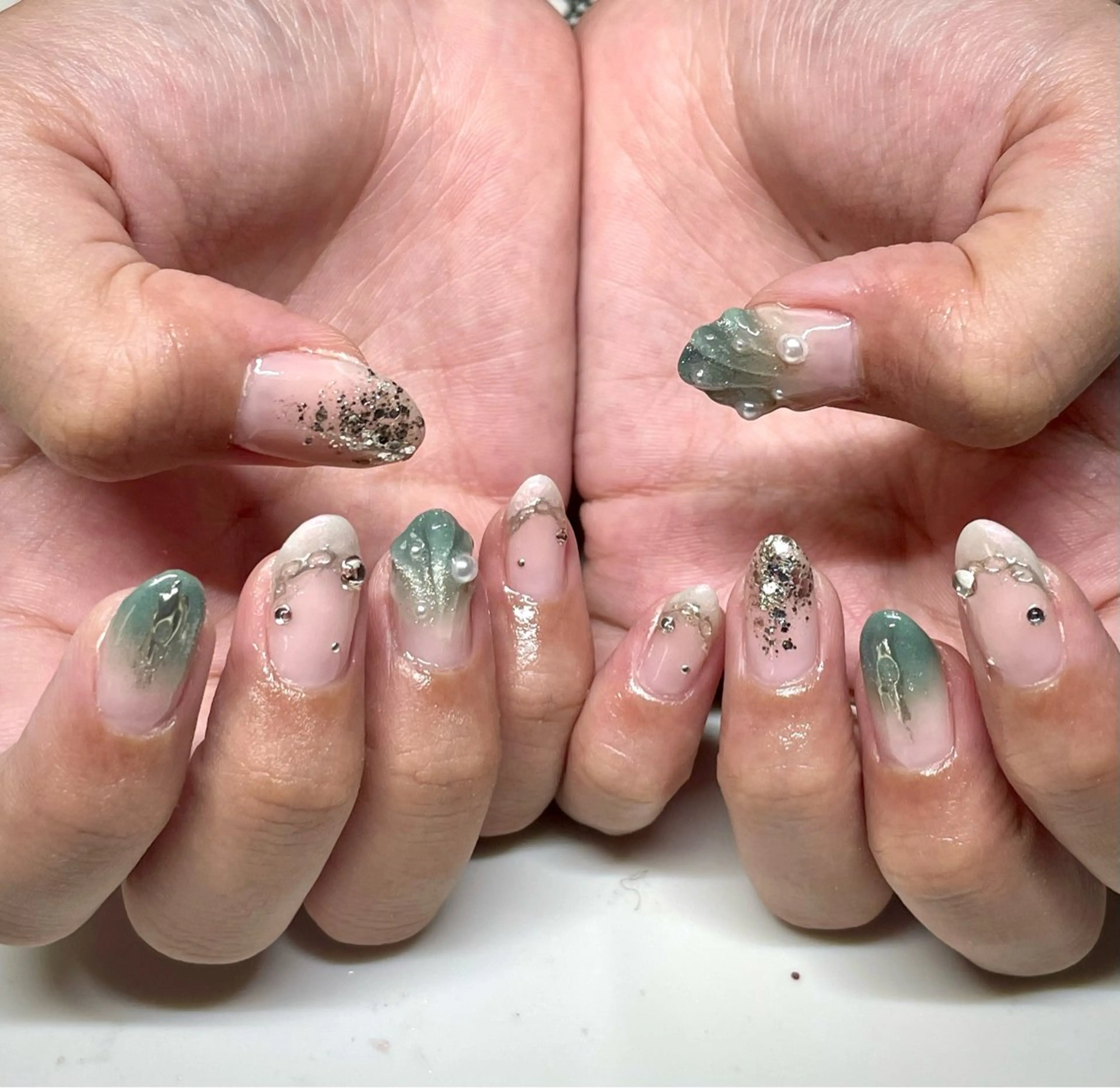 ネイル ハンドネイル nailsalon sugarr所属・nailist cocoのネイルデザイン