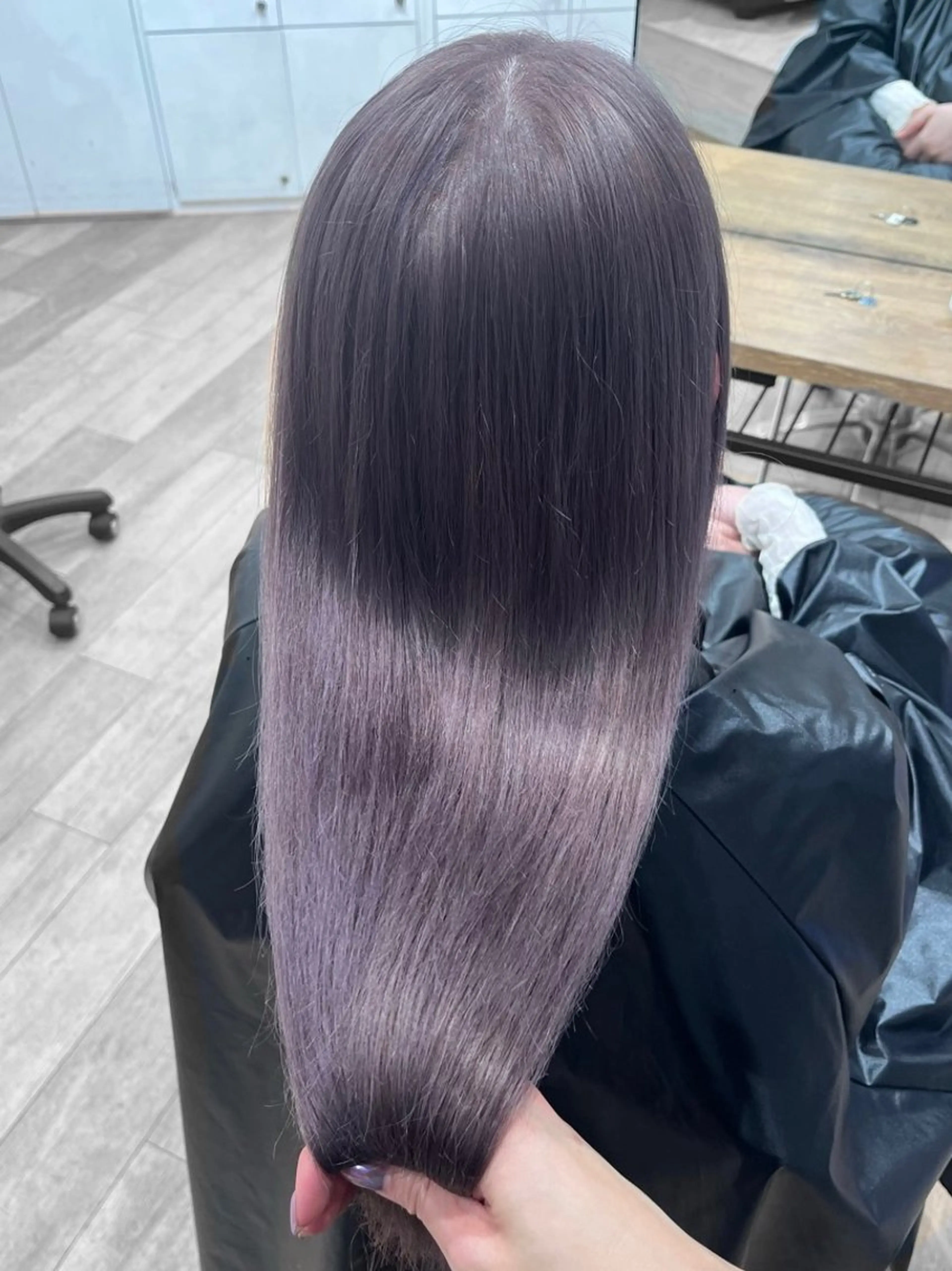 ロング カラー ベージュカラー ラベンダーカラー ラベンダーベージュ CHAINON所属・🤎HAZUKI🤎 ハイトーン✨のヘアスタイル