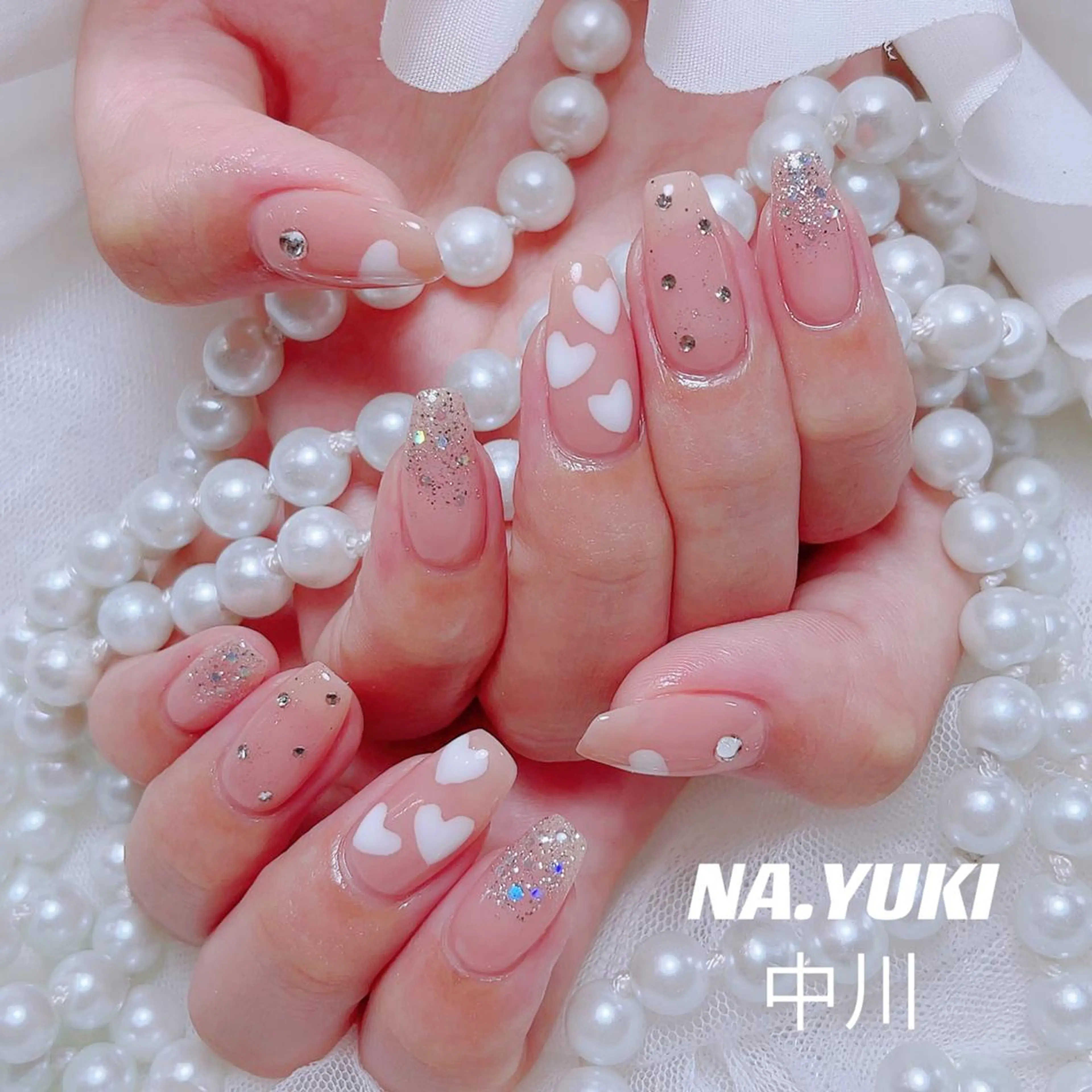 ネイル 🦋 Queenieのネイルデザイン