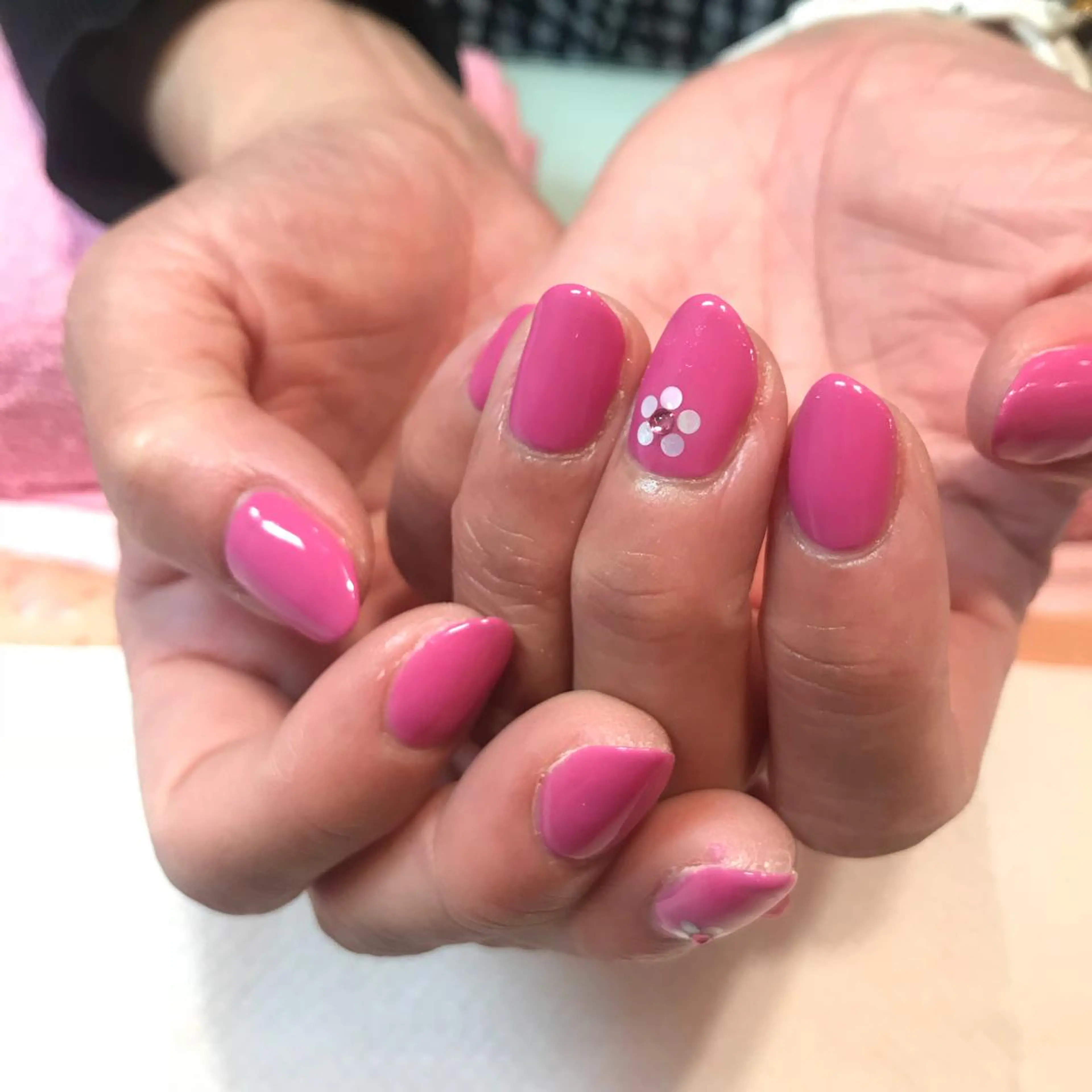 ネイル angelina星が丘店（旧：angelina東山公園駅前店）所属・KAORI🦄 星ヶ丘徒歩1分サロンのネイルデザイン