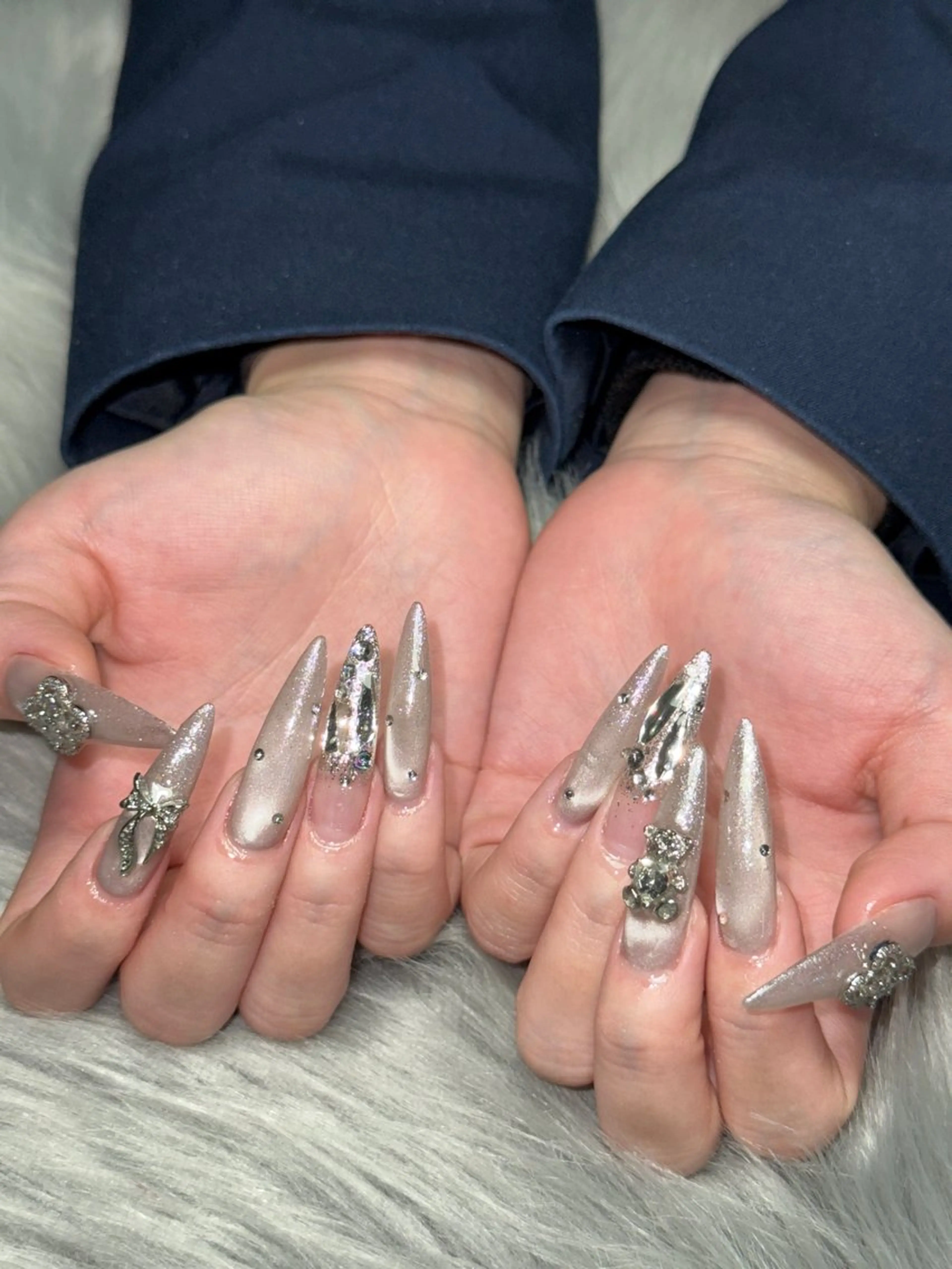 ネイル ハンドネイル Momoka 🍑🎀のネイルデザイン