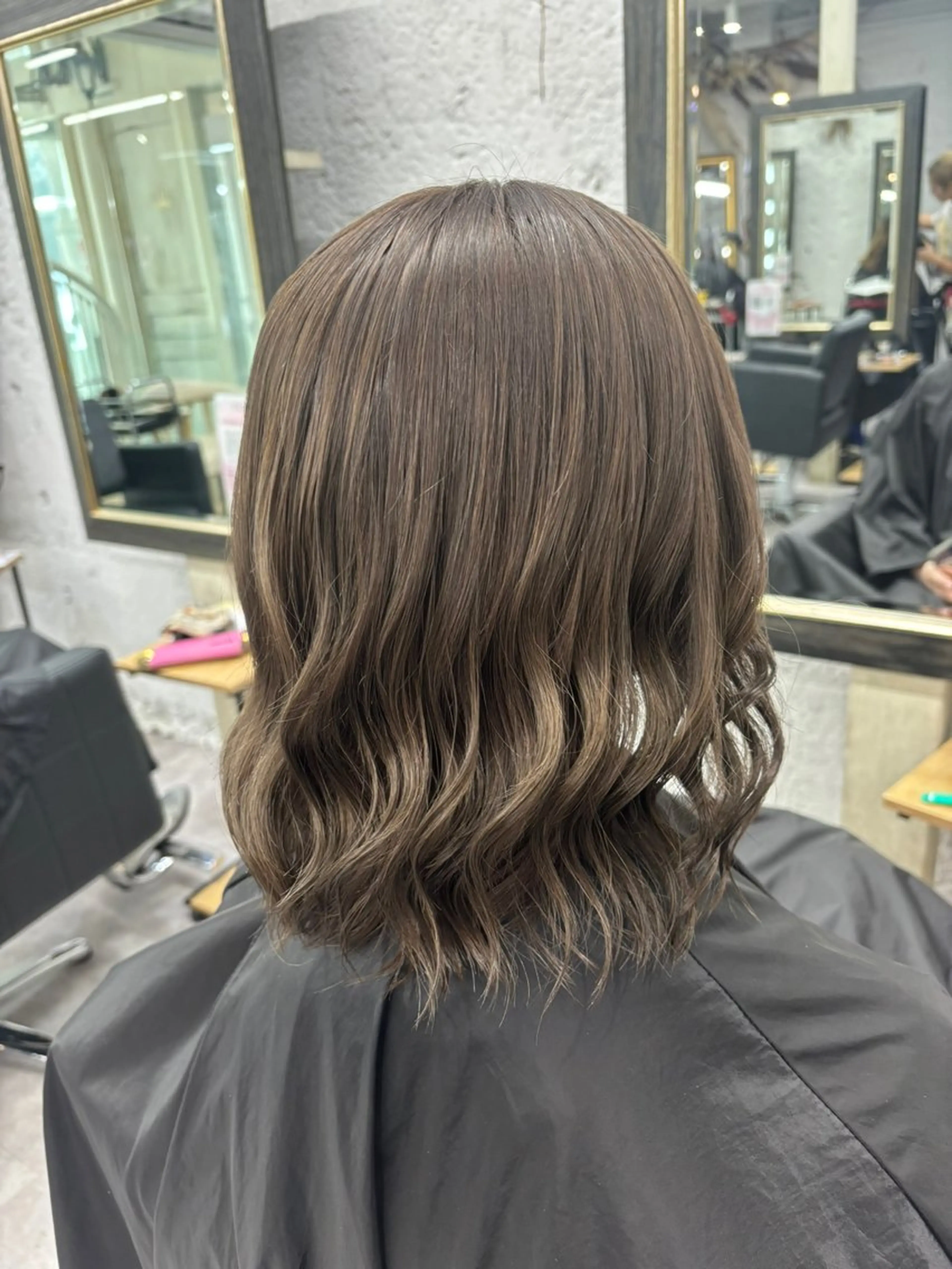 ショート カラー ハイトーン/ダブル カラー/akihoのヘアスタイル