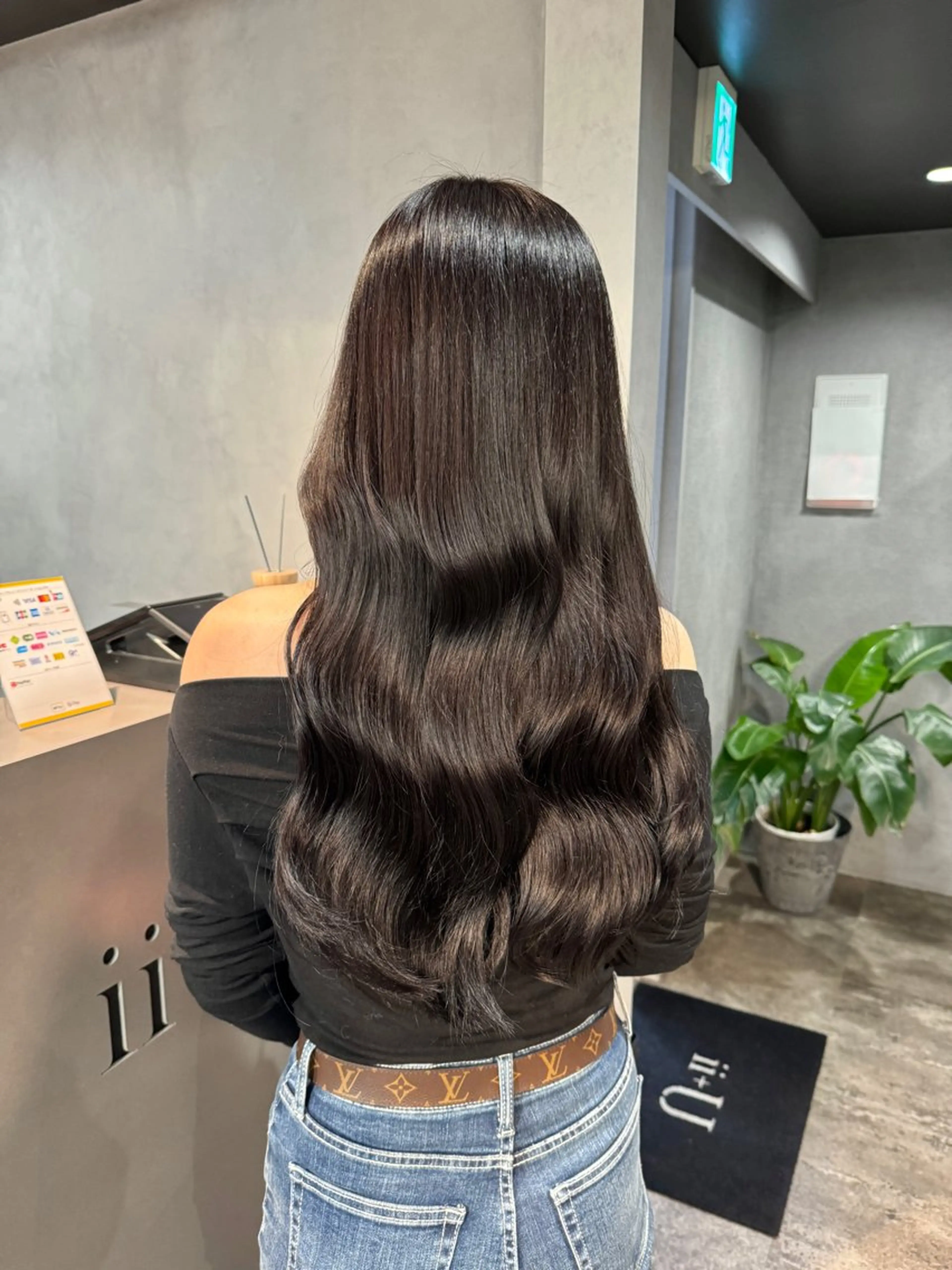 ロング ヘアカラー トリートメント 髪質改善/艶髪 MINAMIのヘアスタイル