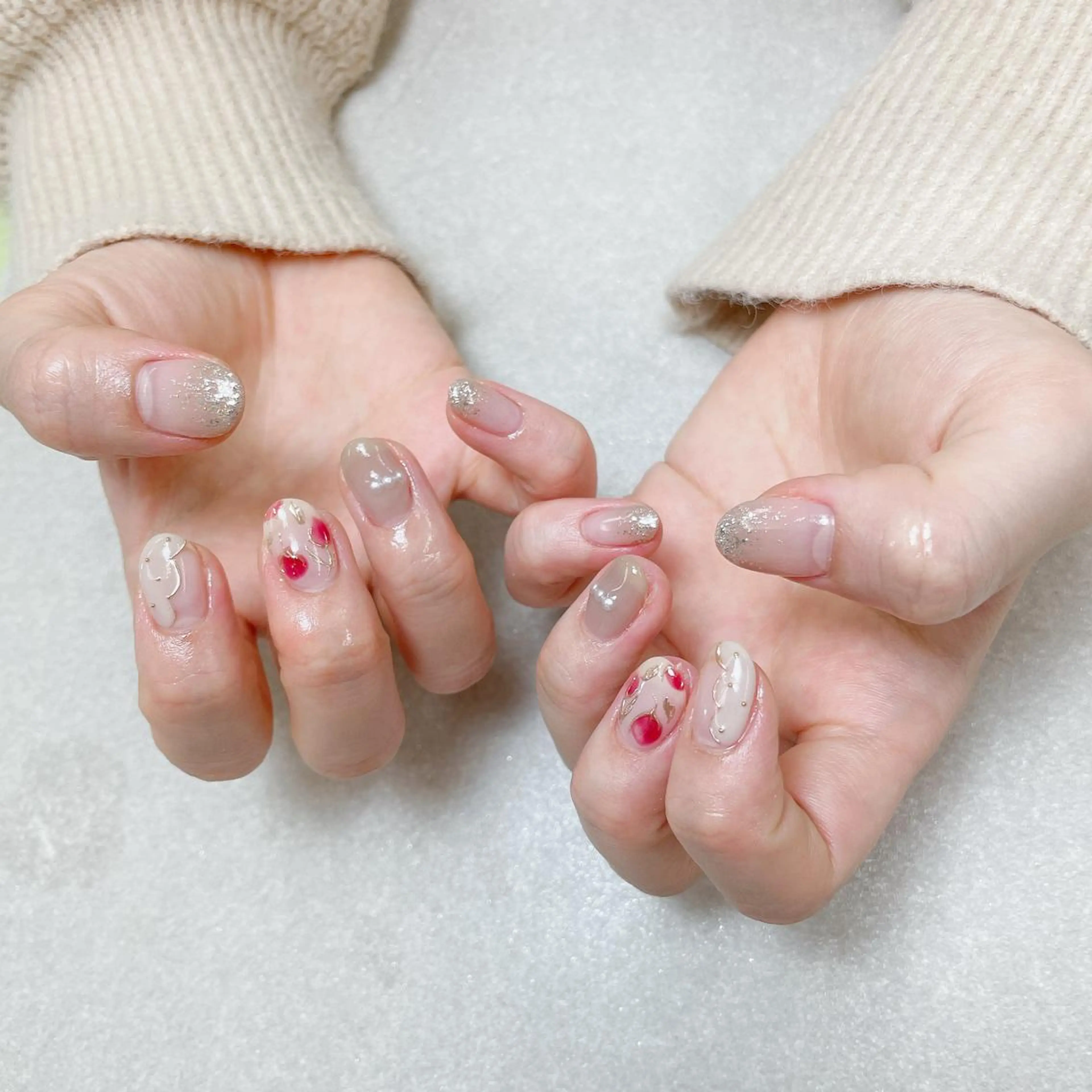 ネイル ハンドネイル A85G ayakoのネイルデザイン