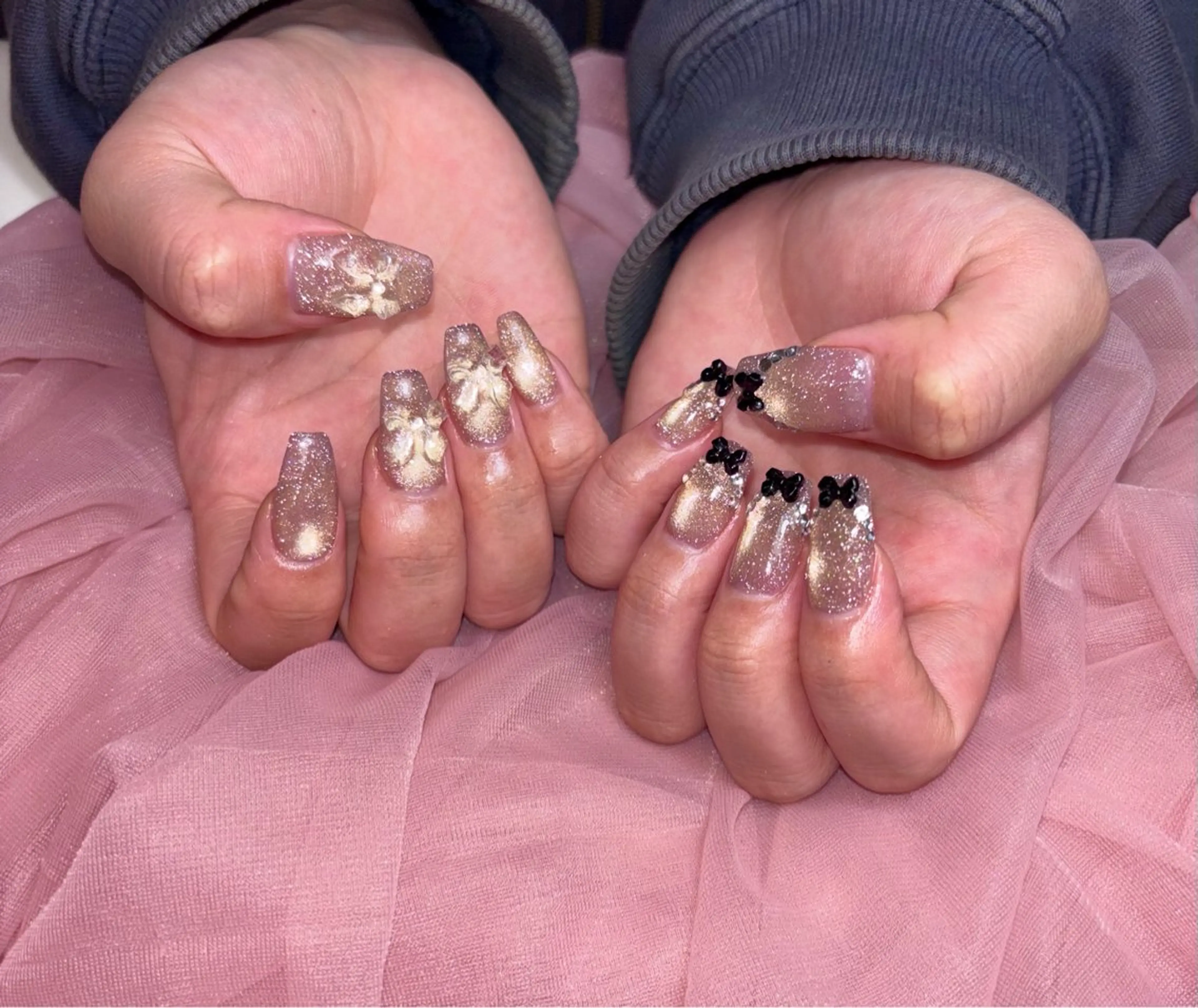 ネイル ハンドネイル 𝐁𝐞𝐥𝐥 𝐦𝐞のネイルデザイン