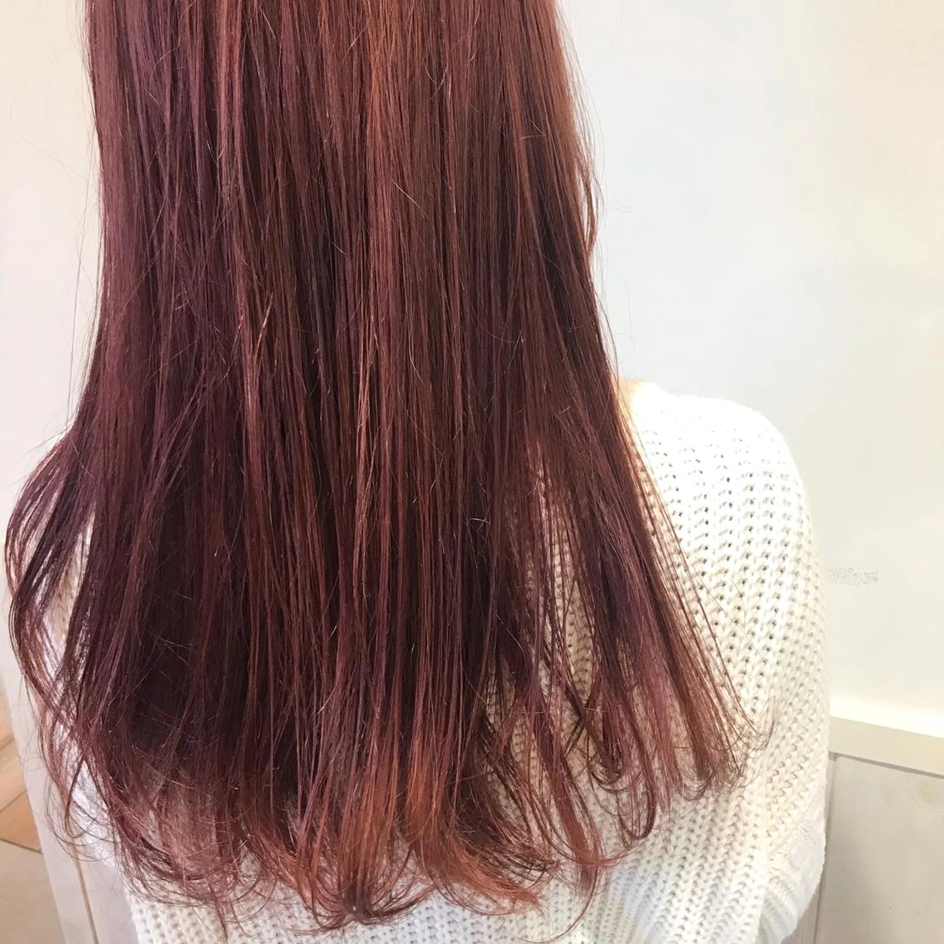 ロング カラー スナコザワ レナのヘアスタイル