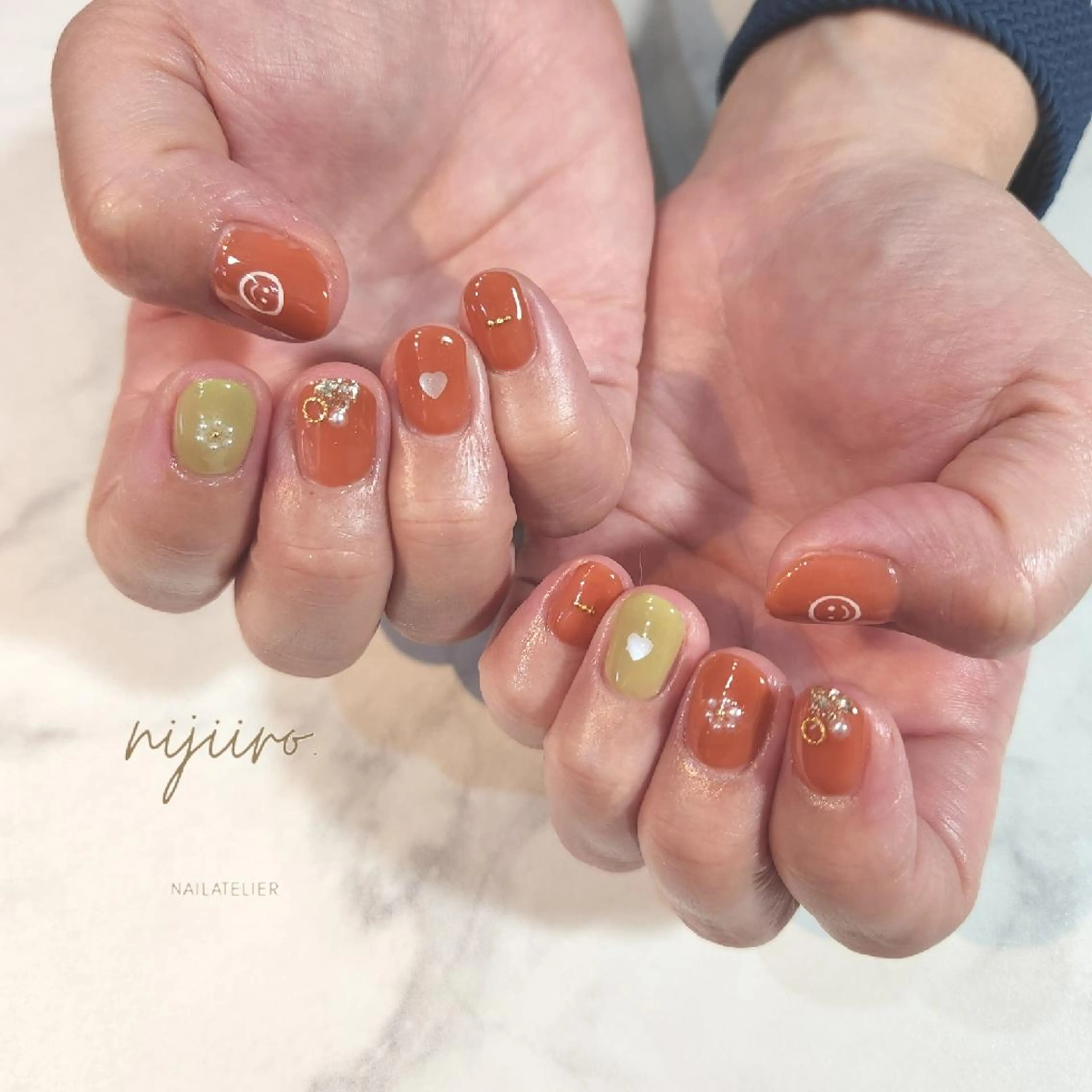 ネイル ハンドネイル nailatelier nijiiro.所属・nijiiro🌈 サトウのネイルデザイン