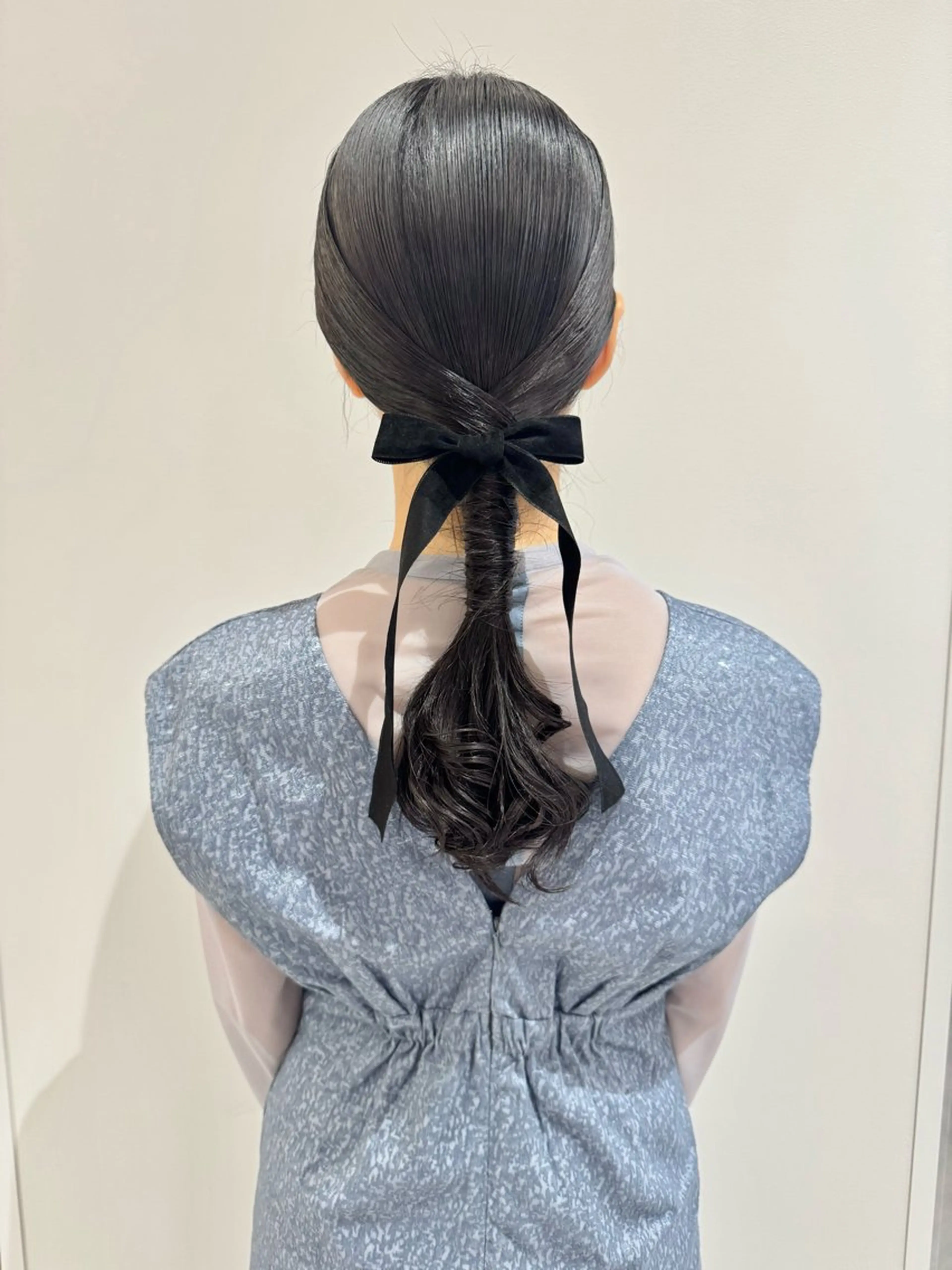 セミロング ヘアアレンジ ヘアセット ヘアアレンジ支持率 No.1🥇RIKOのヘアスタイル