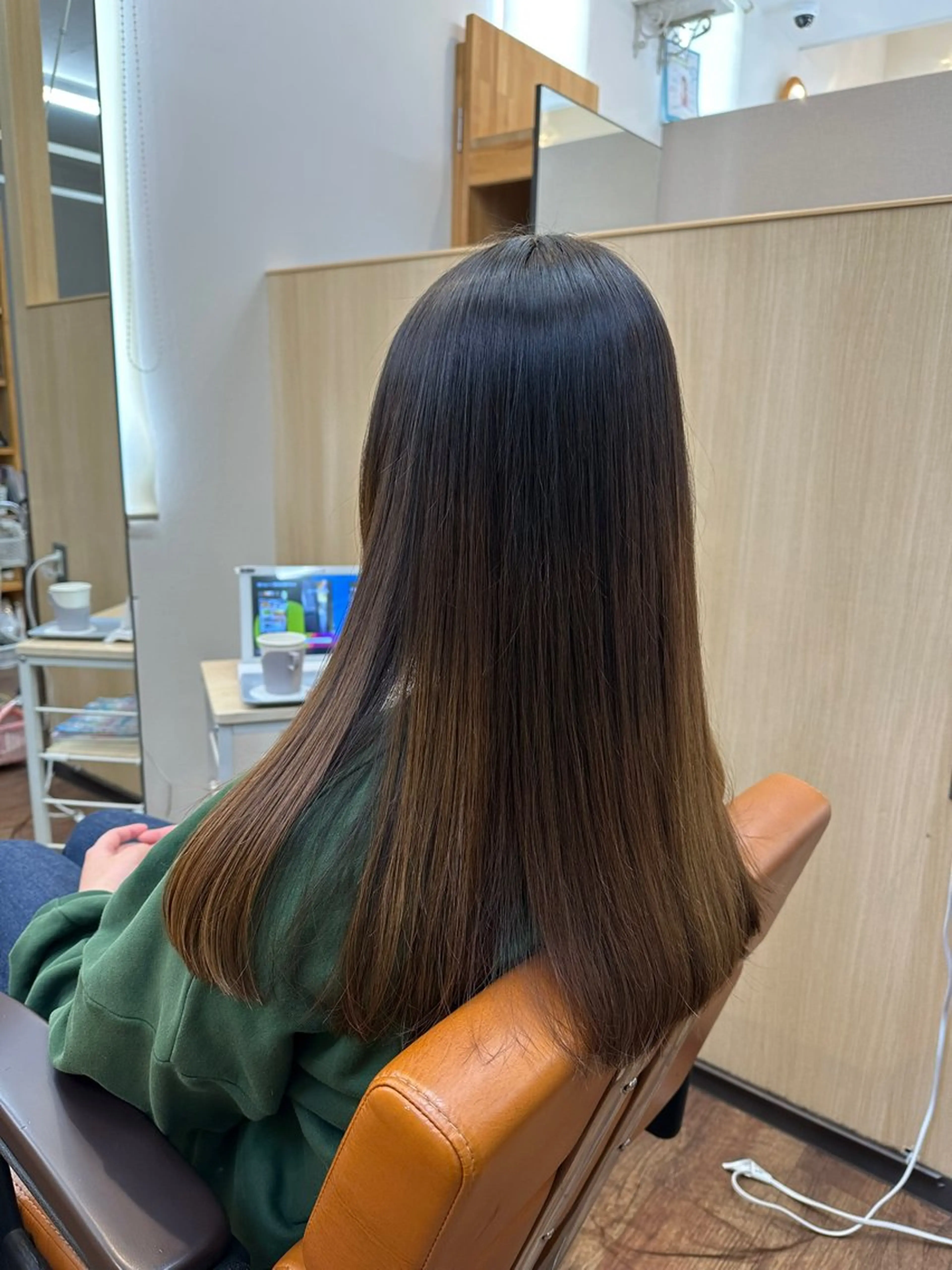 ロング 猪瀬 紗耶佳のヘアスタイル