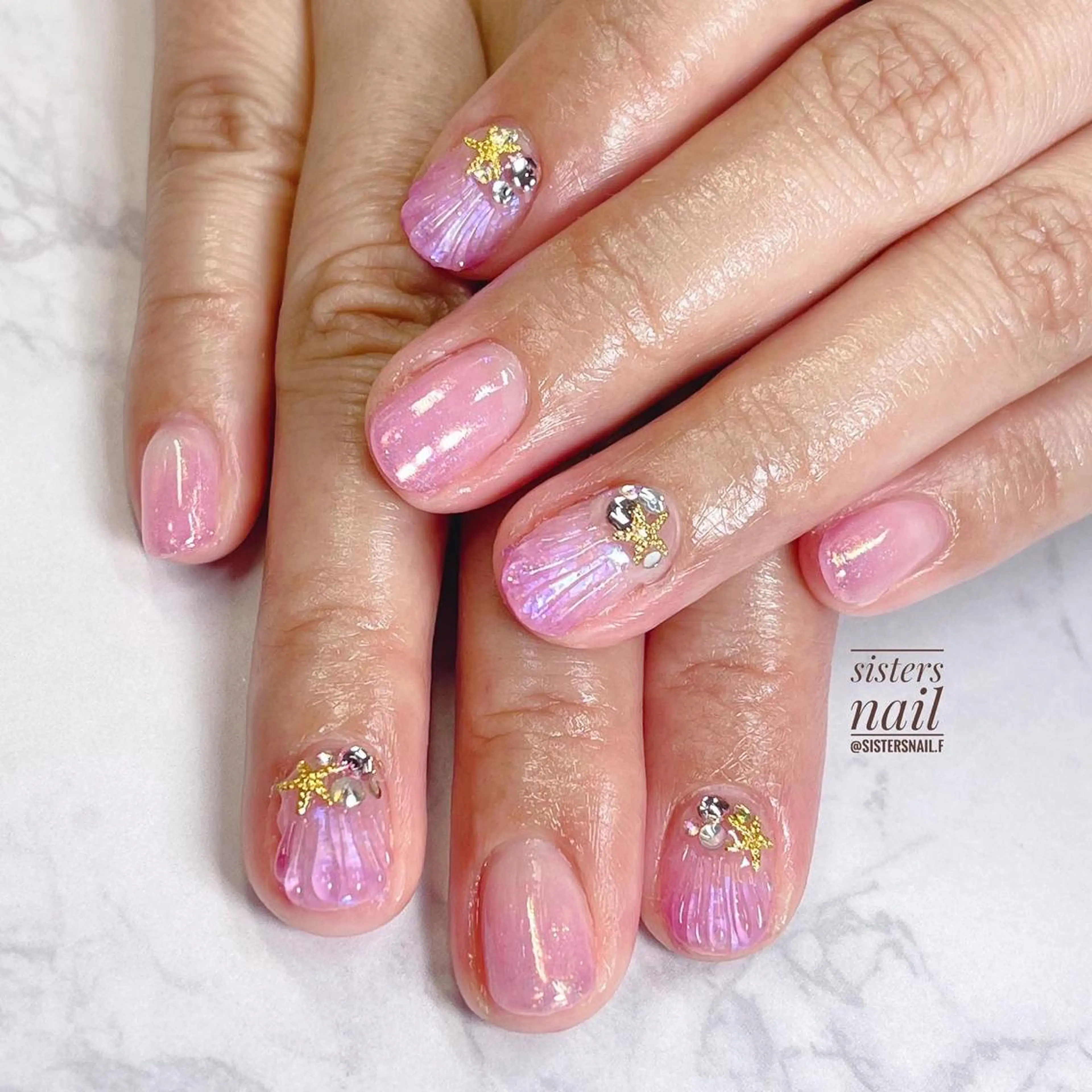 ネイル アートネイル オーロラネイル グラデーション キラキラネイル オフィスネイル sisters nail.fのネイルデザイン