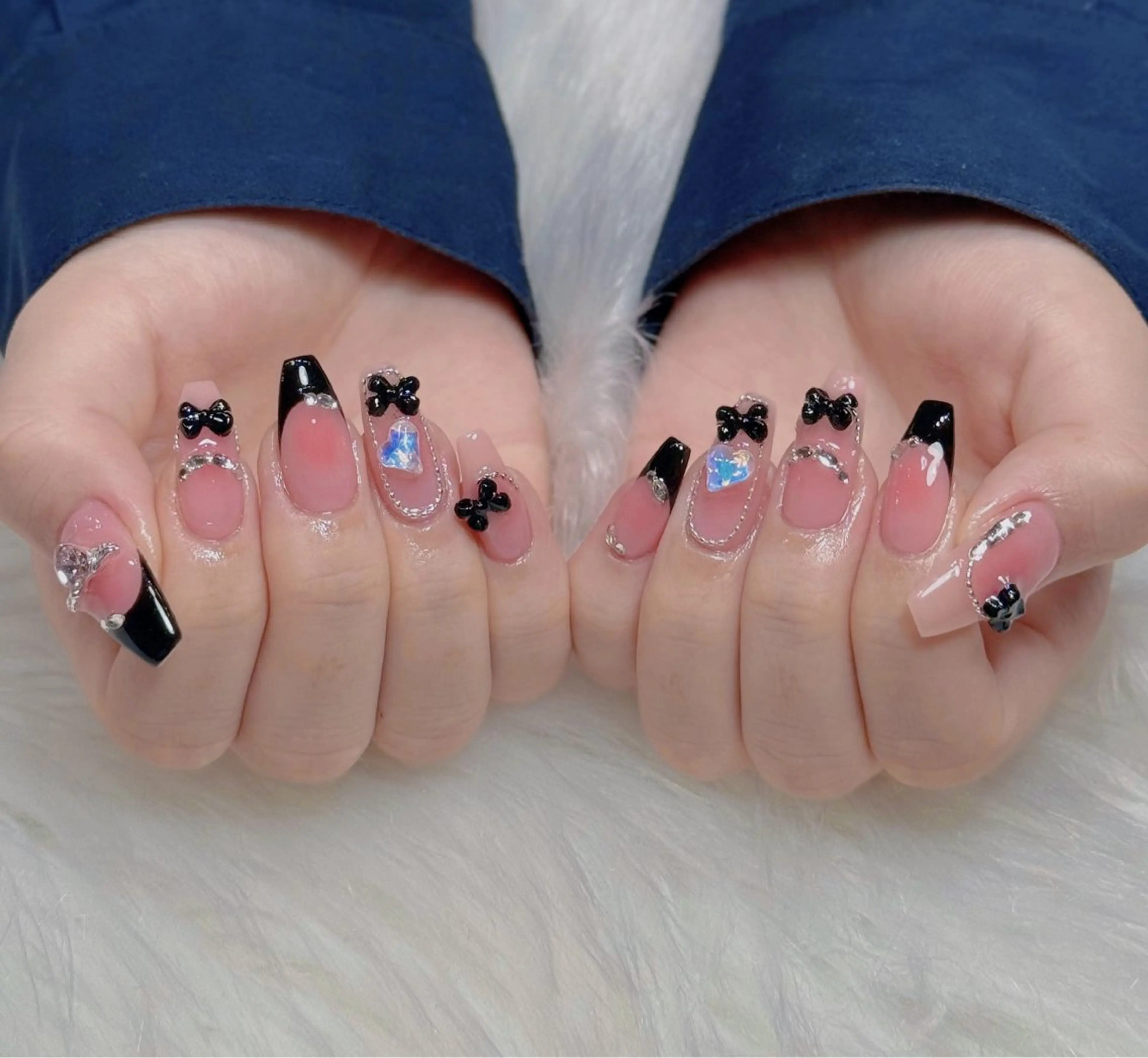 ネイル アートネイル オーロラネイル ジェルネイル 韓国ネイル ロングネイル ハンドネイル Nichi Nailsのネイルデザイン