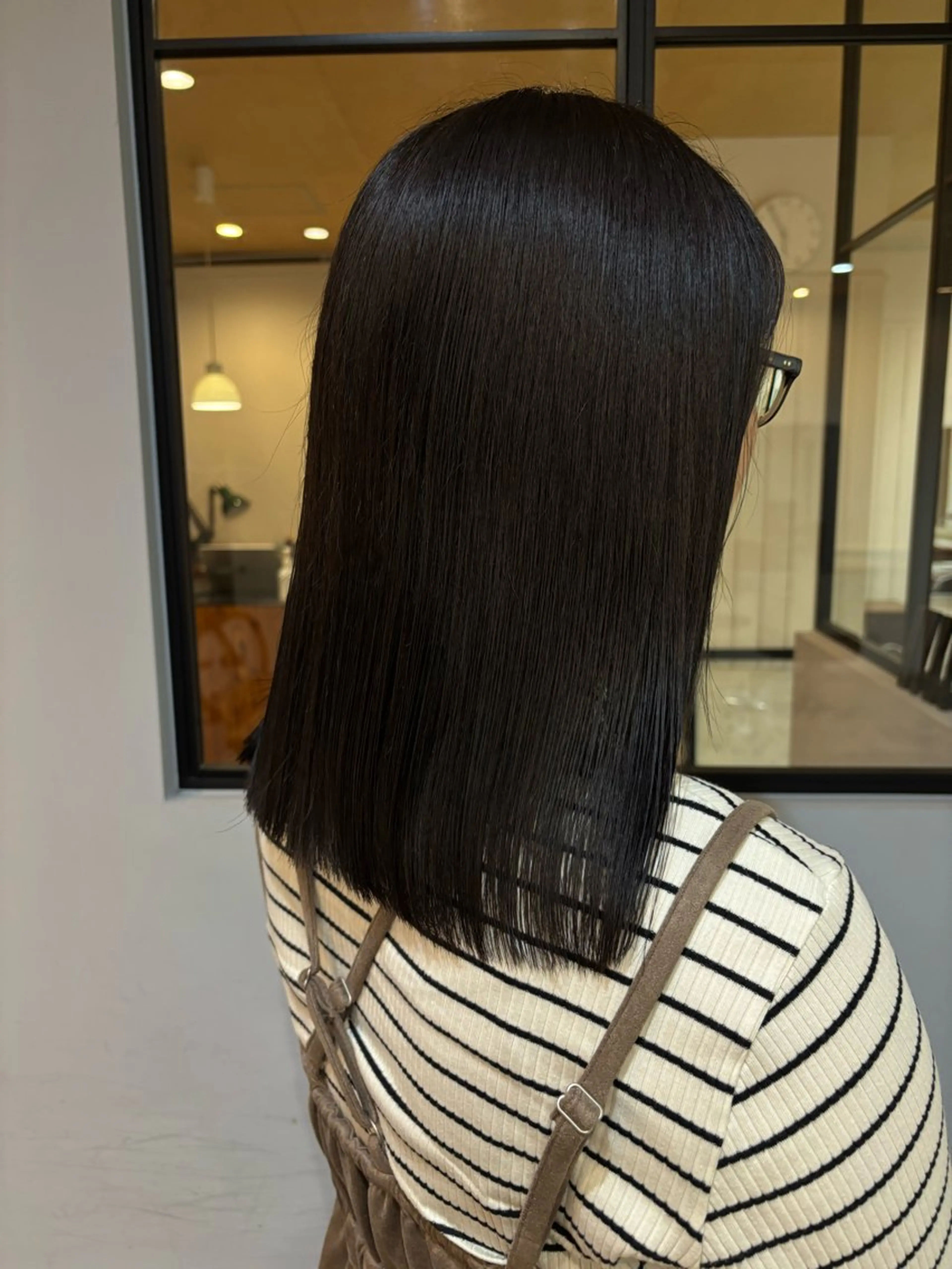 ミディアム 福井 莉帆のヘアスタイル