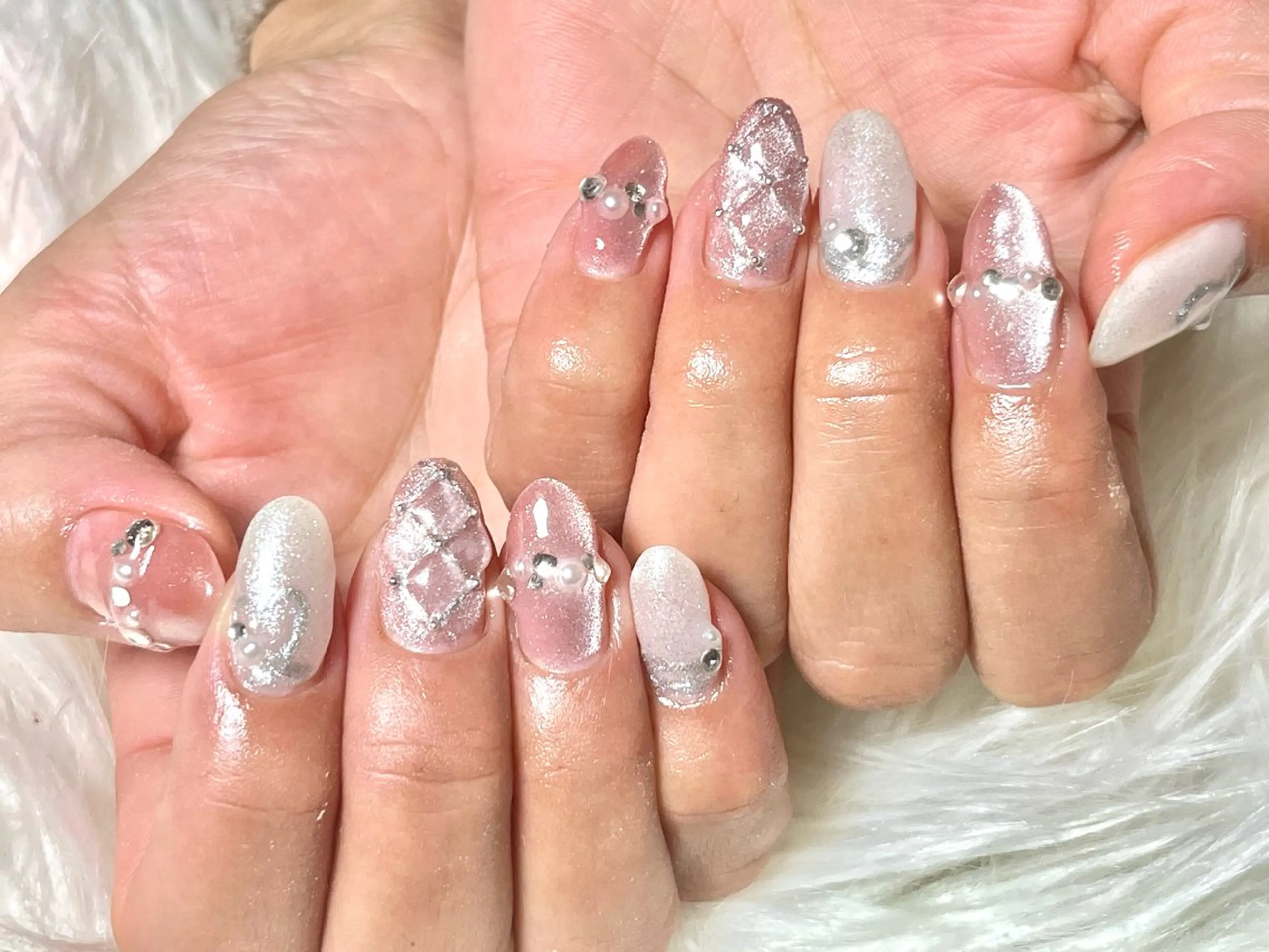 ネイル hohomi .のネイルデザイン