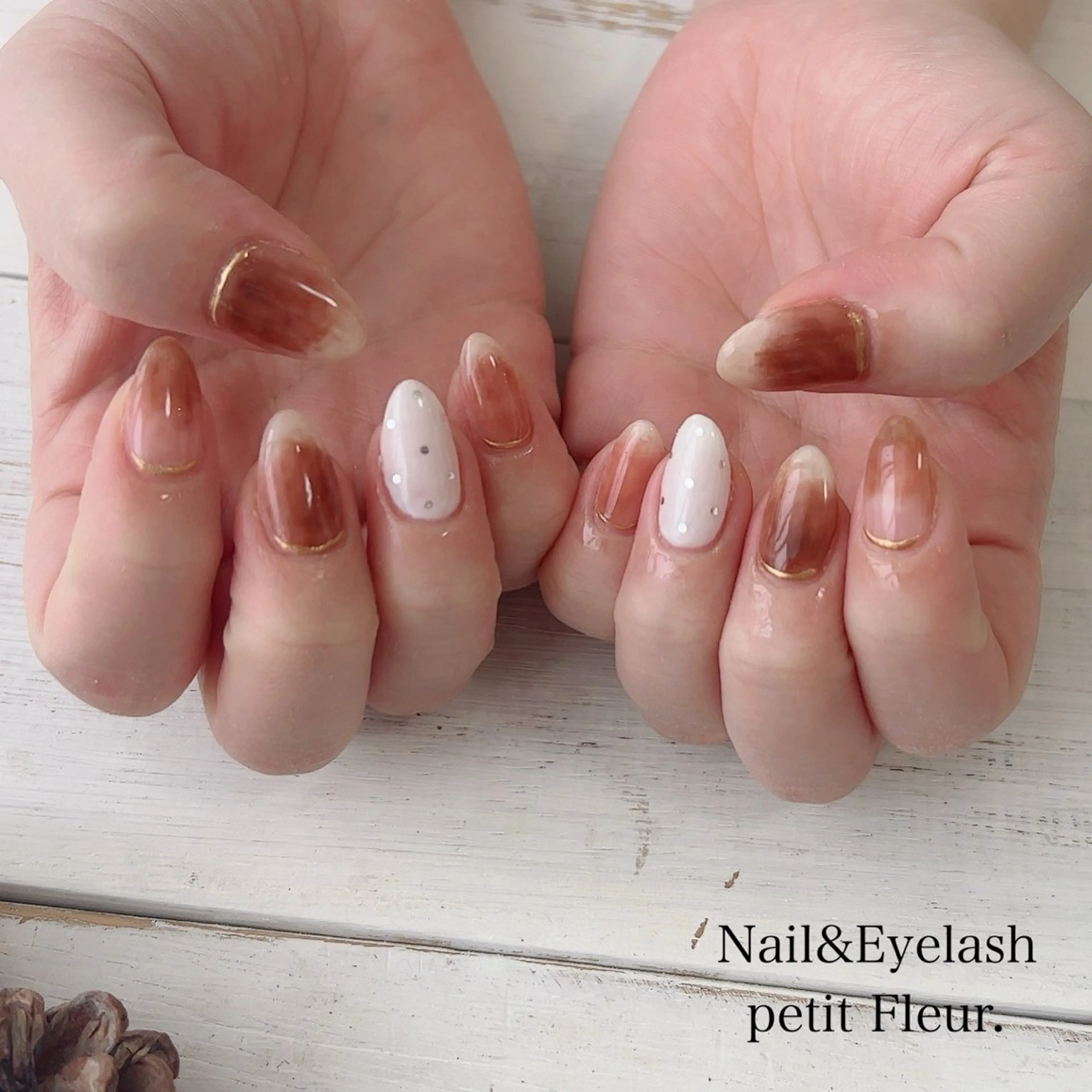 ネイル Petit Fleur所属・青柳 亜梨奈のマツエク・マツパデザイン