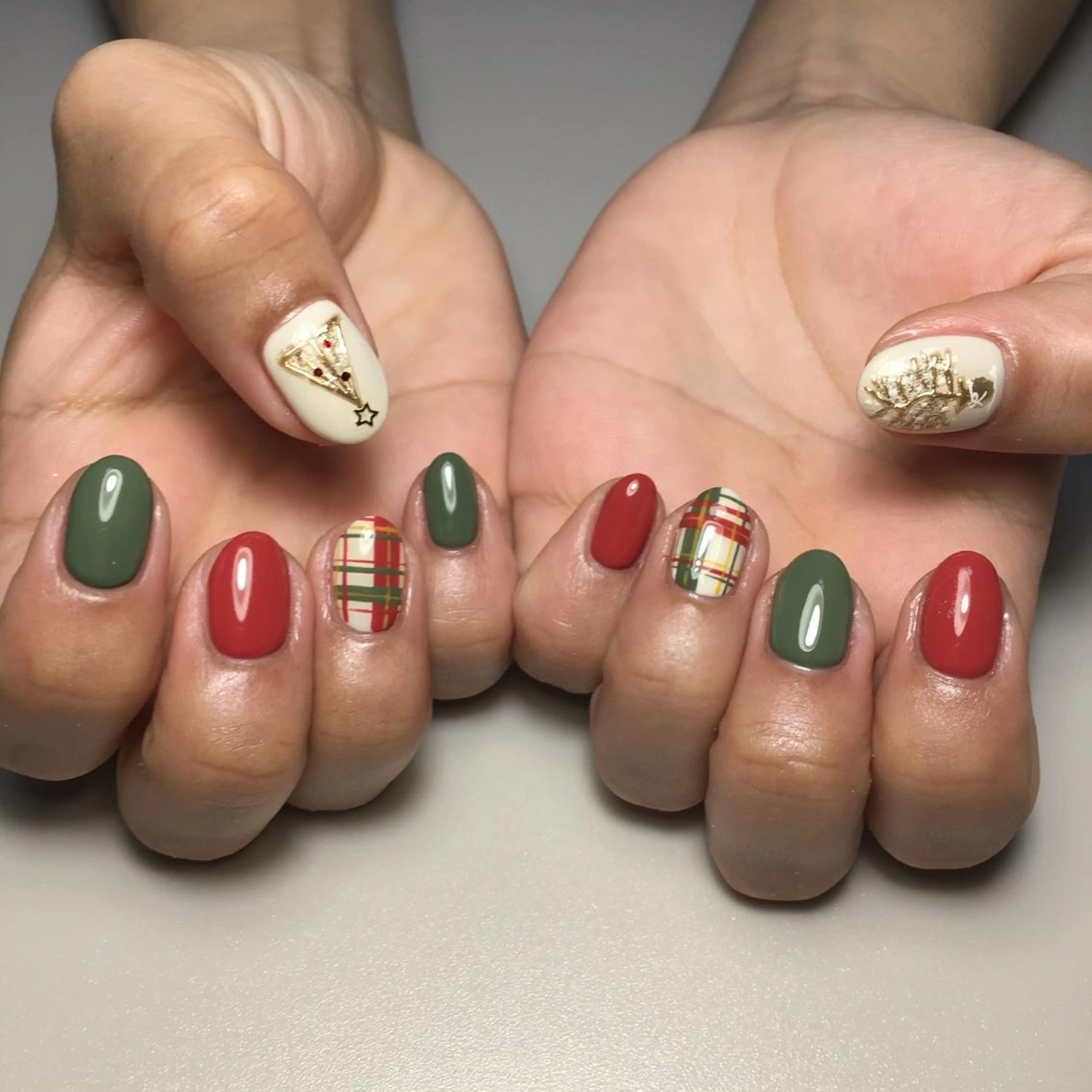 ネイル 冬ネイル クリスマス ハンドネイル kipinail 川﨑えりかのネイルデザイン