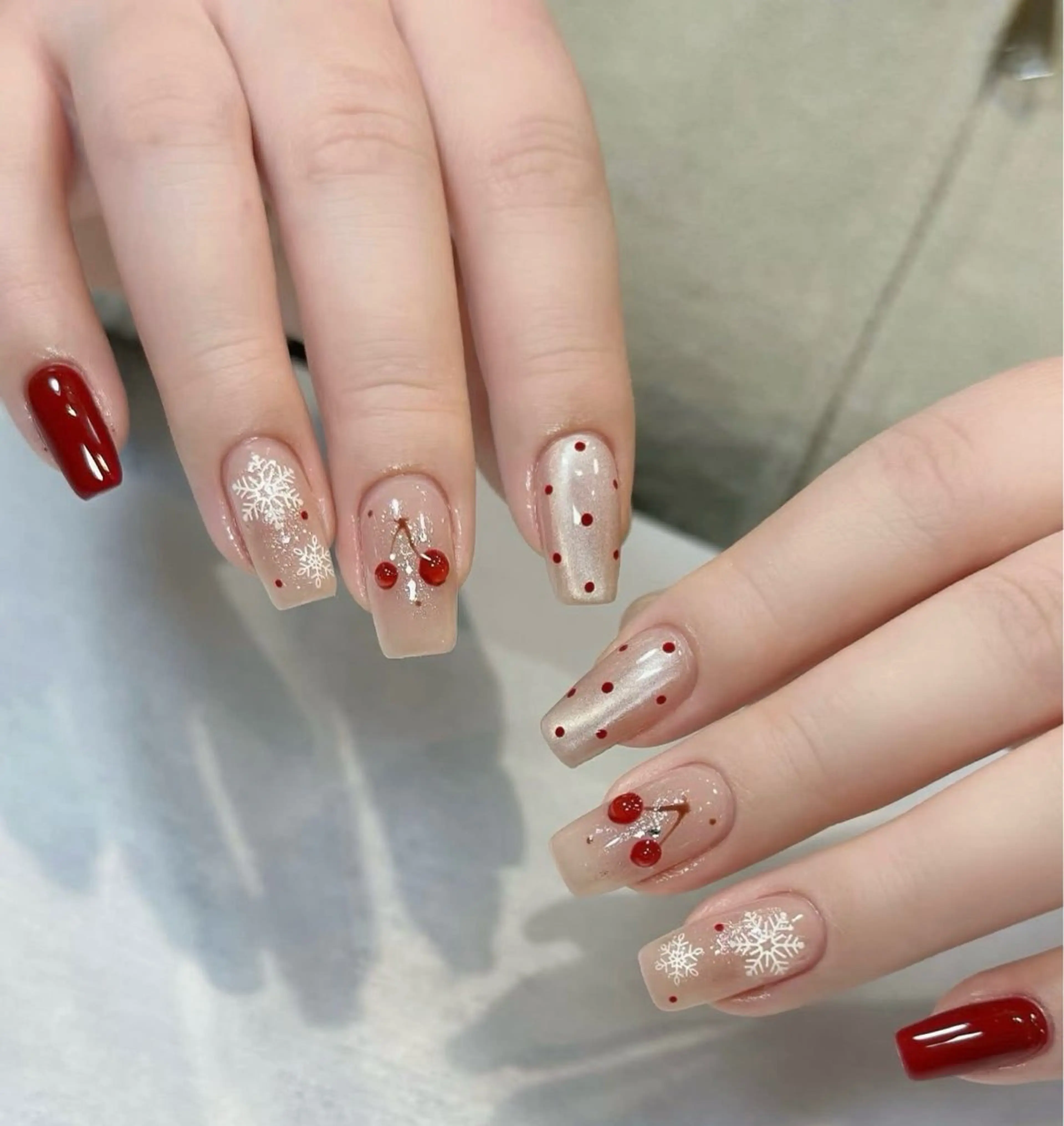 ネイル ハンドネイル T. Leeのネイルデザイン