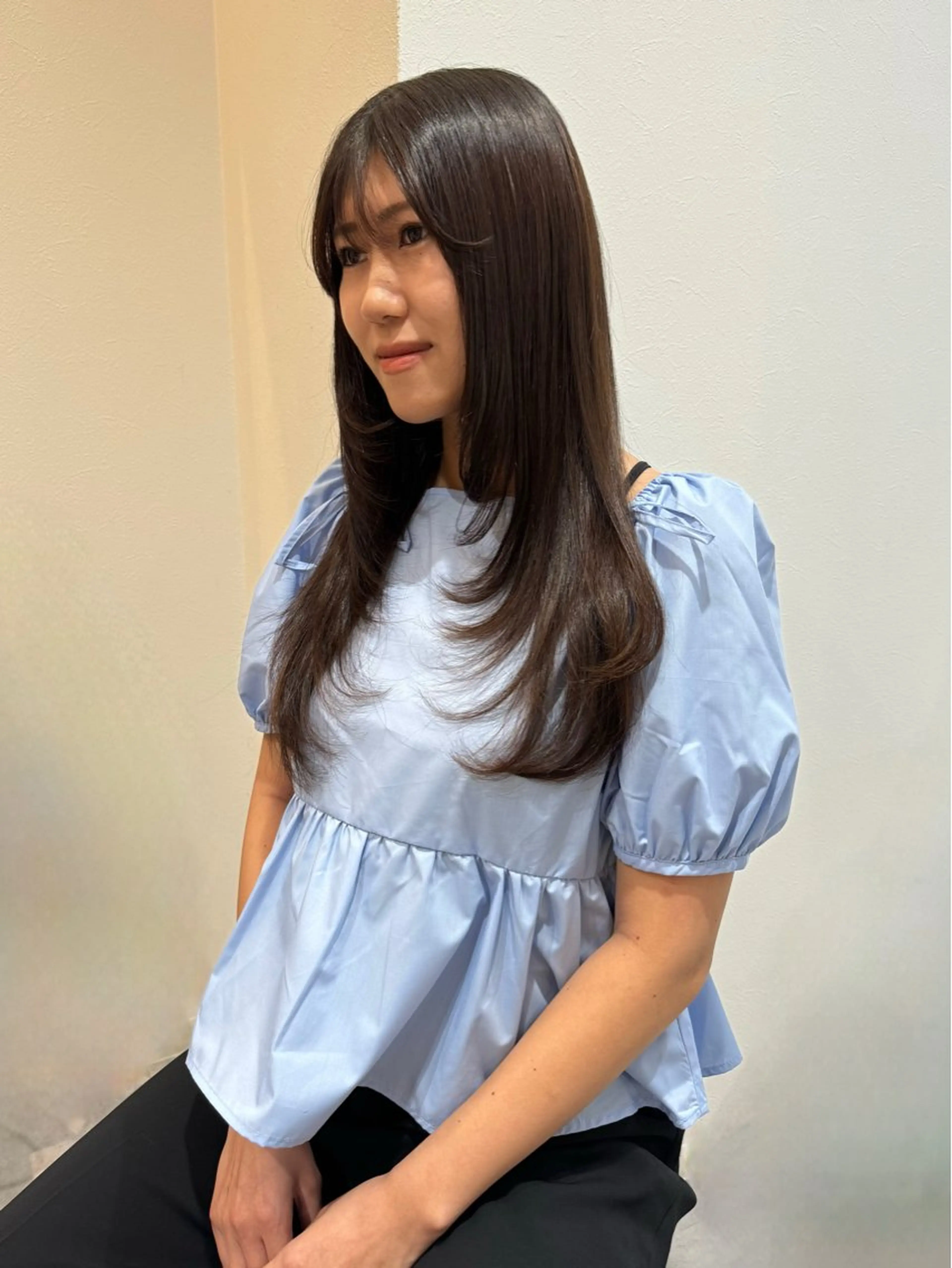 ロング 顔まわりレイヤー 顔周りカット レイヤーカット ofF élua所属・もりしま あやかのヘアスタイル