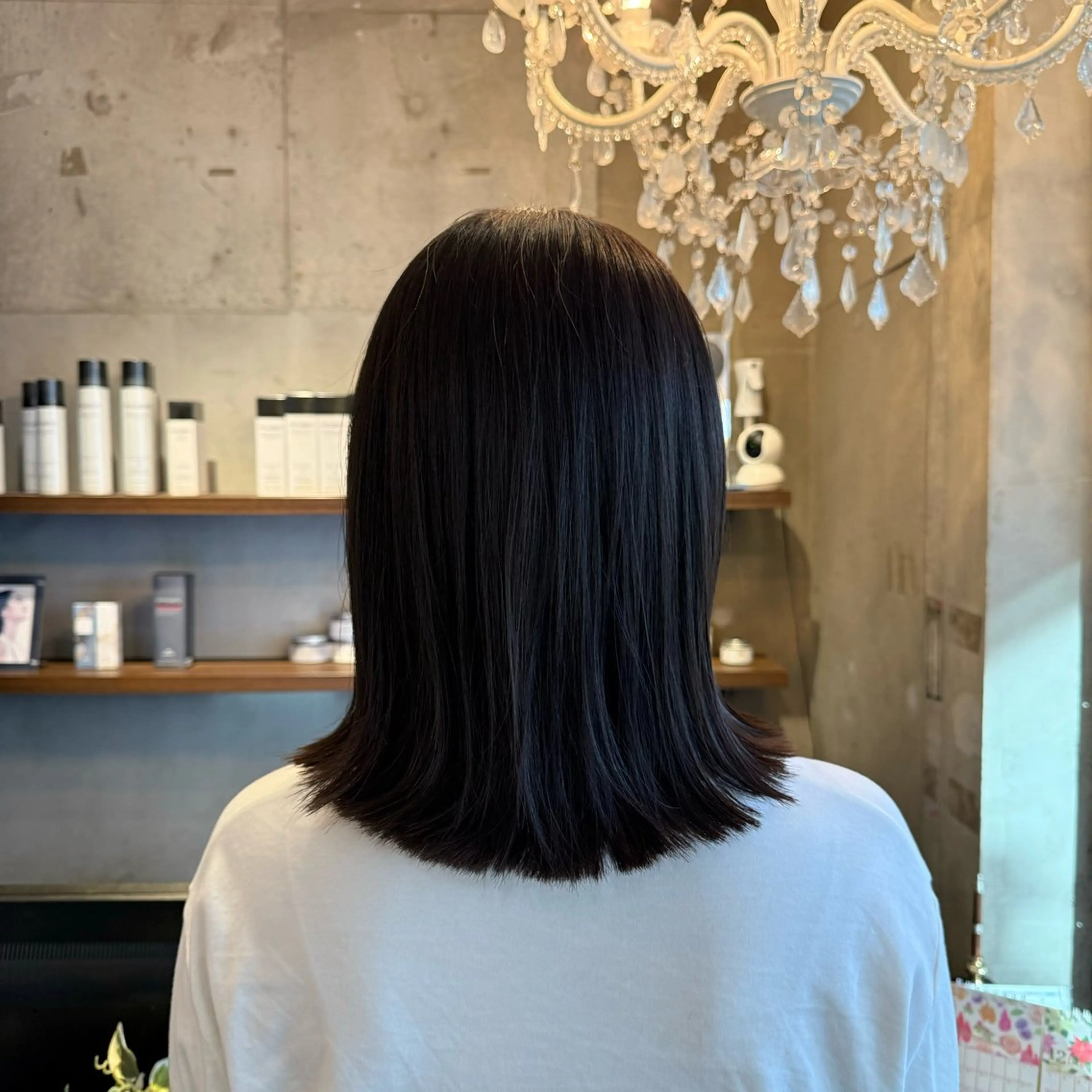 ミディアム 阿部 麻衣子のヘアスタイル