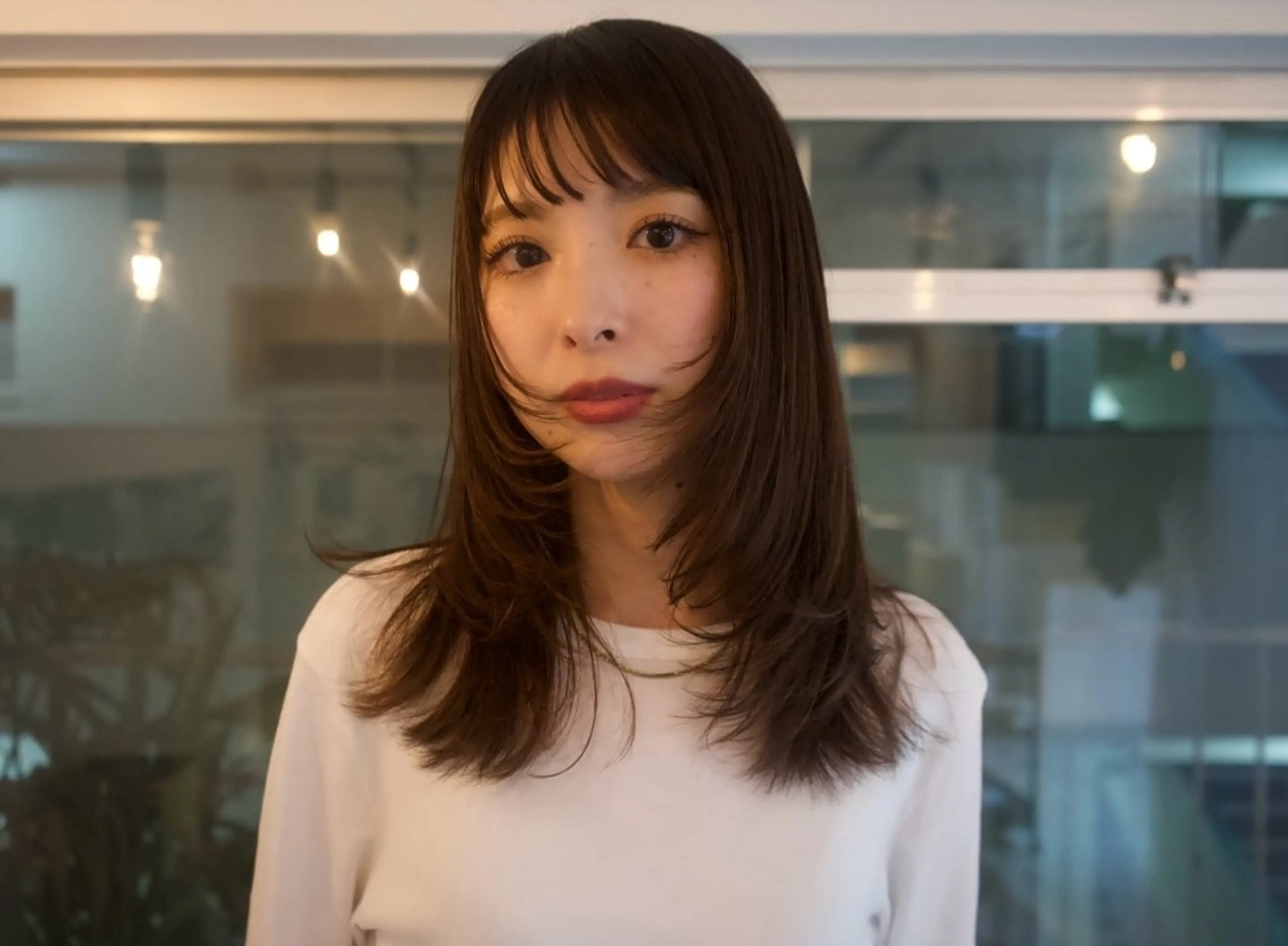 ミディアム レイヤーカット miyu ハイトーン/レイヤーのヘアスタイル