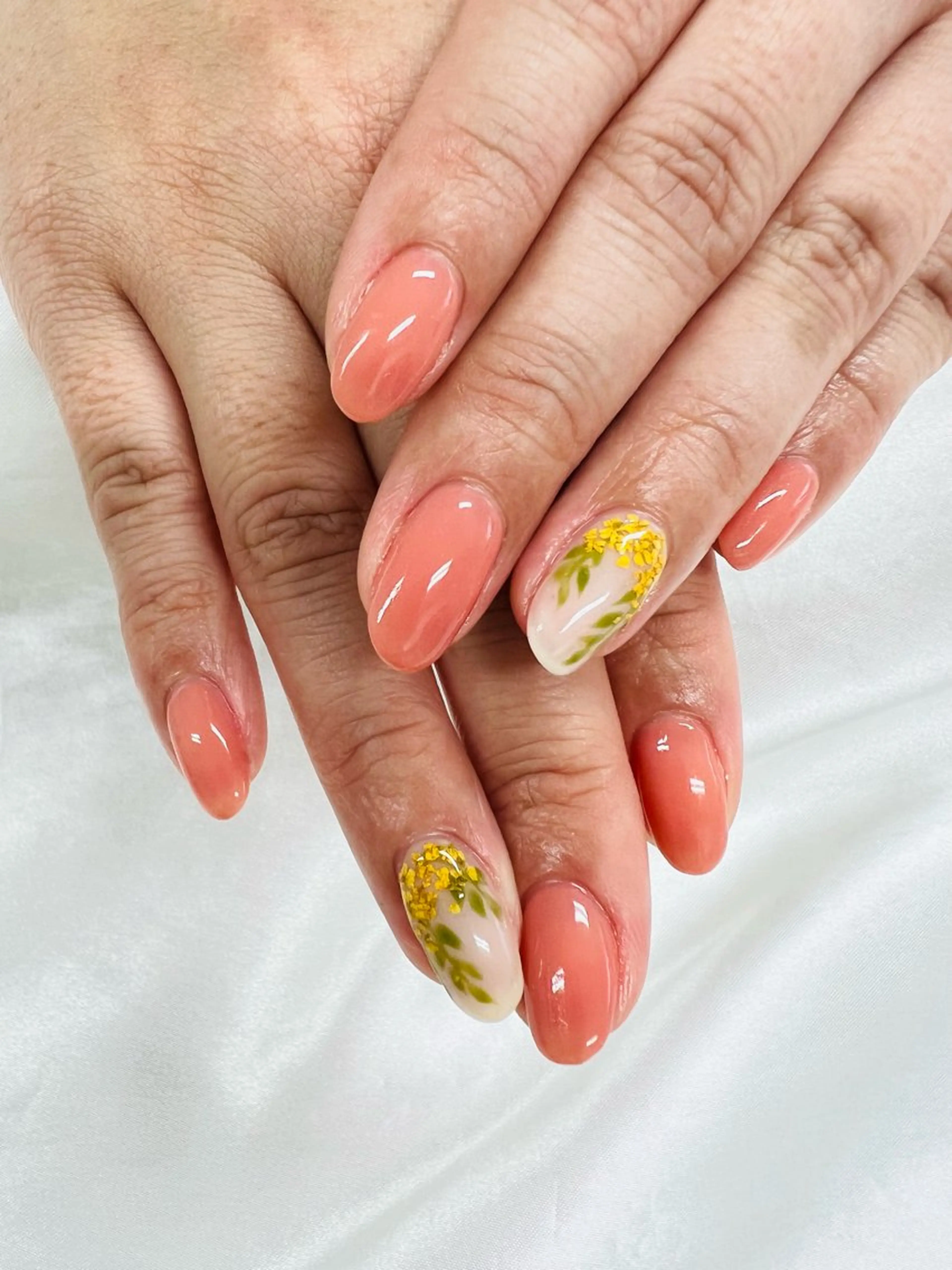 ネイル ユリシスネイル 担当近藤のネイルデザイン