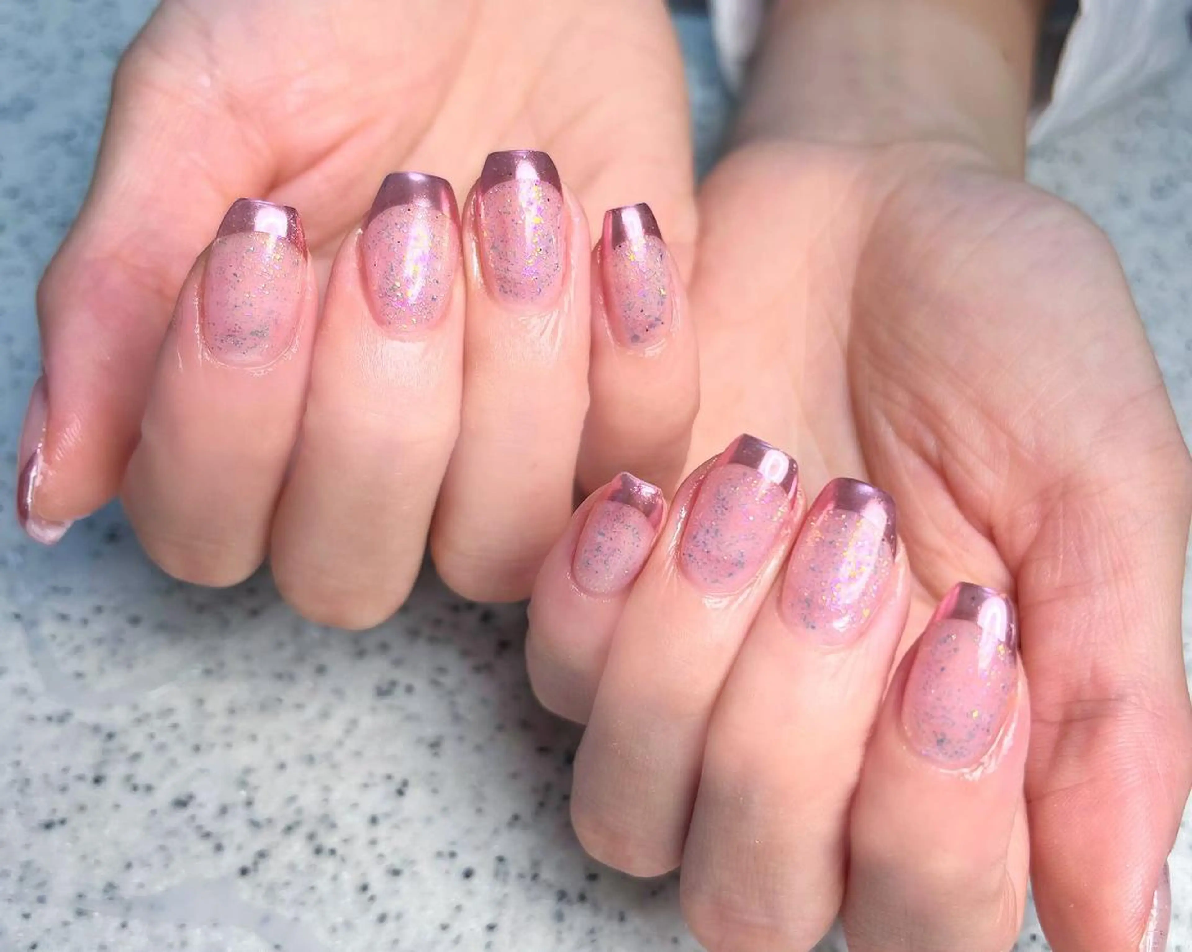 ネイル フレンチネイル ガラスフレンチ ミラーネイル Queens momoのネイルデザイン