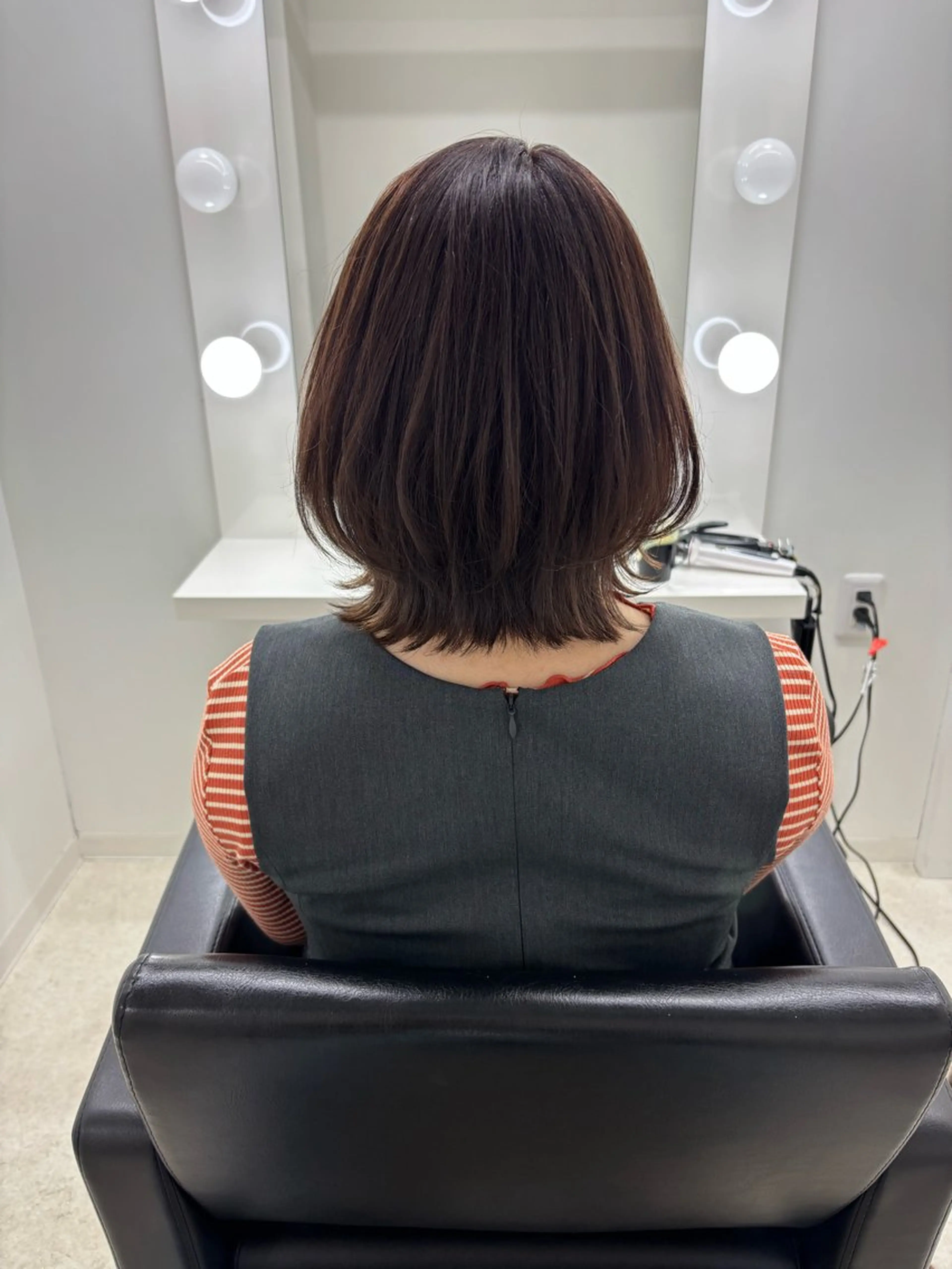 ミディアム カラー カット ヘアカラー トリートメント 冨木 雄斗のヘアスタイル