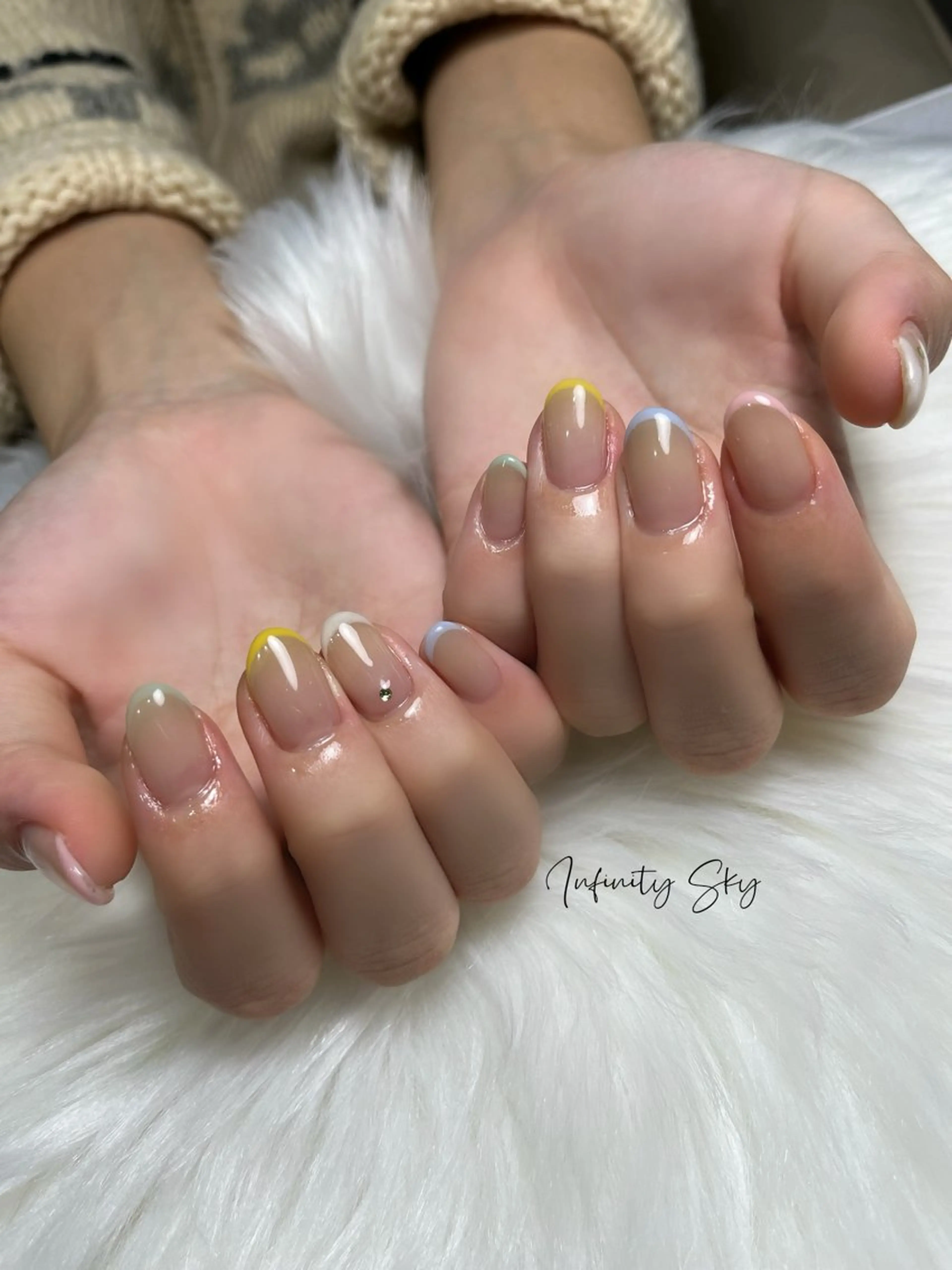 ネイル フレンチネイル 春ネイル ハンドネイル infinity skyのネイルデザイン
