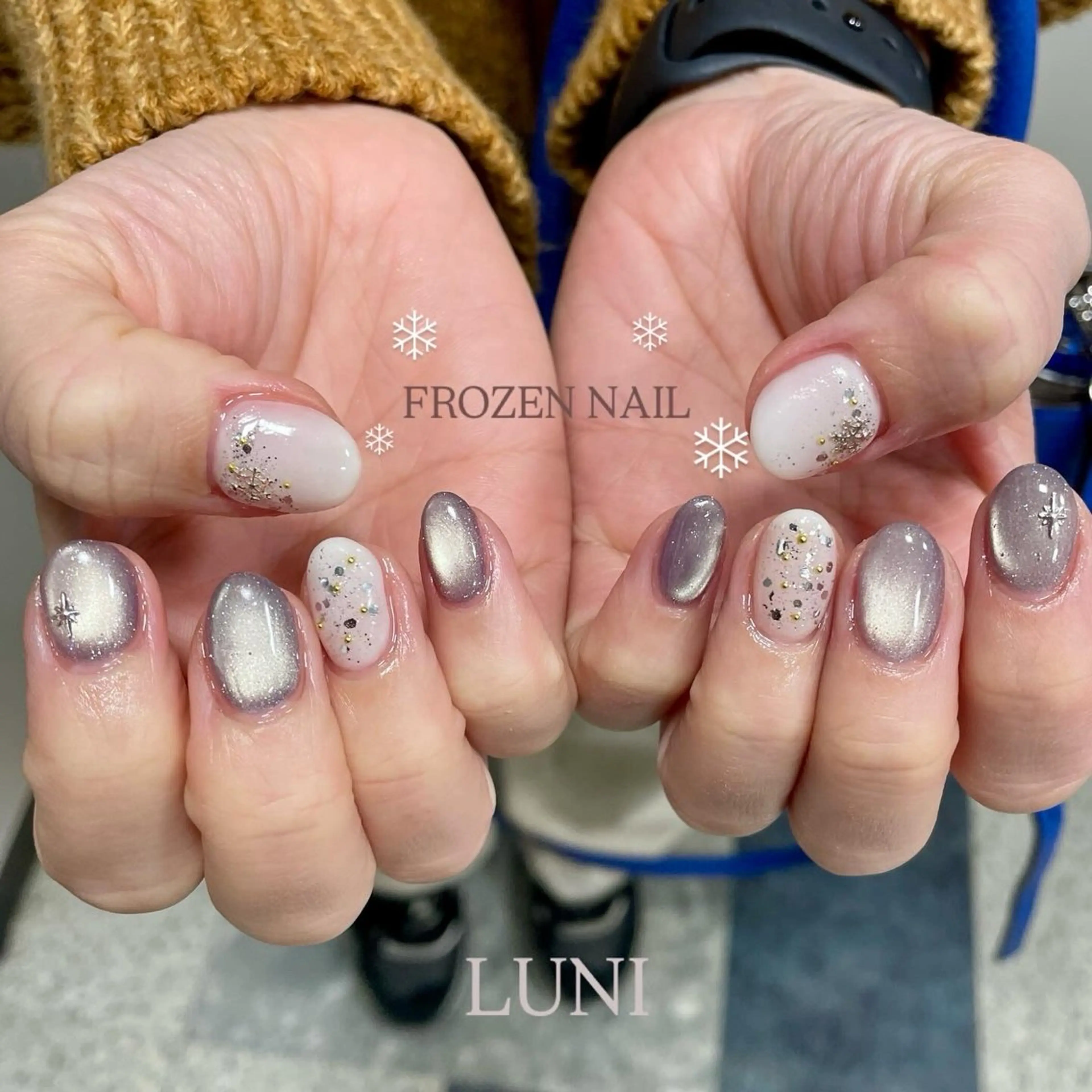 ネイル ブルー ハンドネイル LUNI（シェアサロンHeartSpace内）所属・LUNI 久屋大通 ˚✧₊⁎/ yuriのネイルデザイン