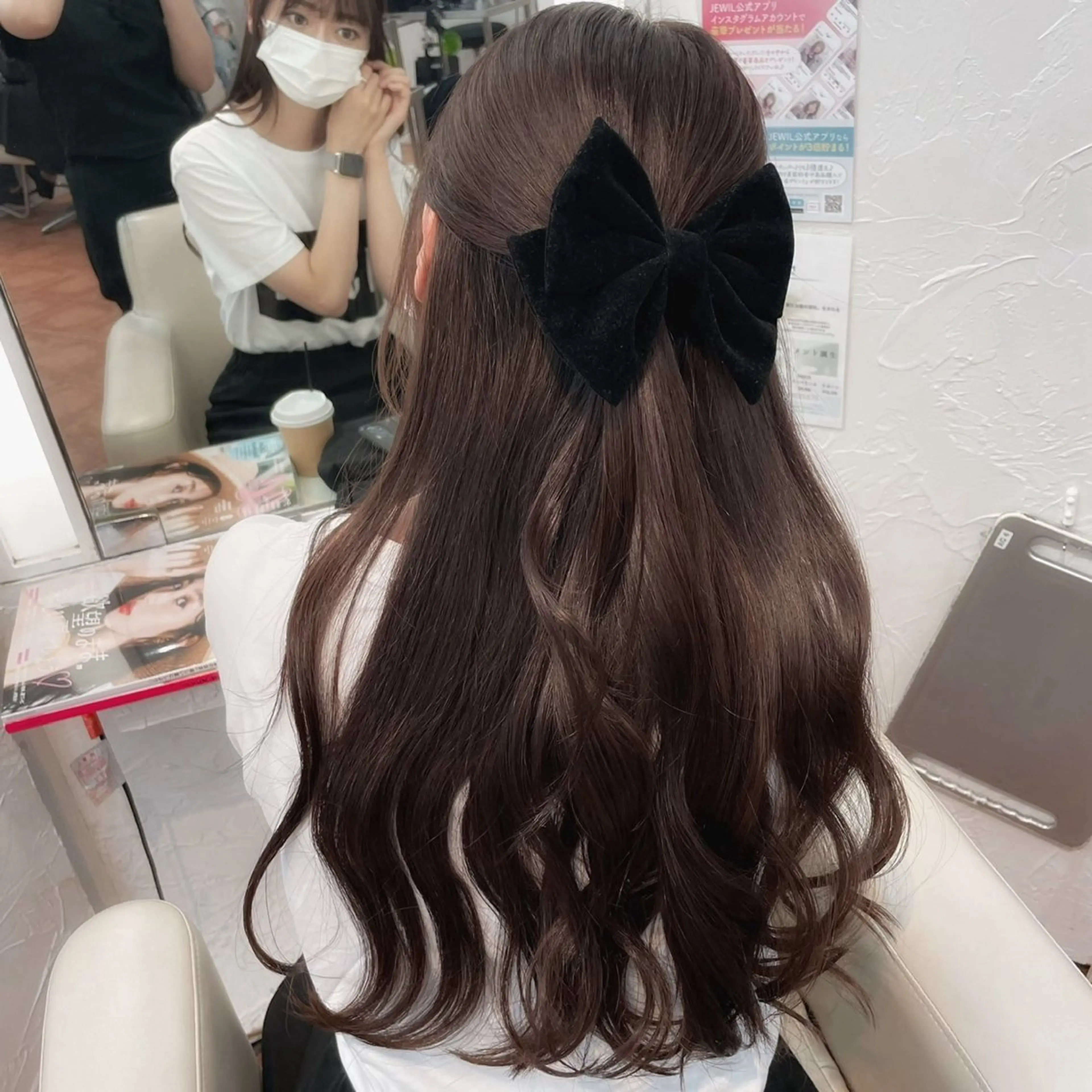 ロング カラー ブリーチ ブラウンカラー ブリーチなしカラー JEWIL SHIBUYAのヘアスタイル