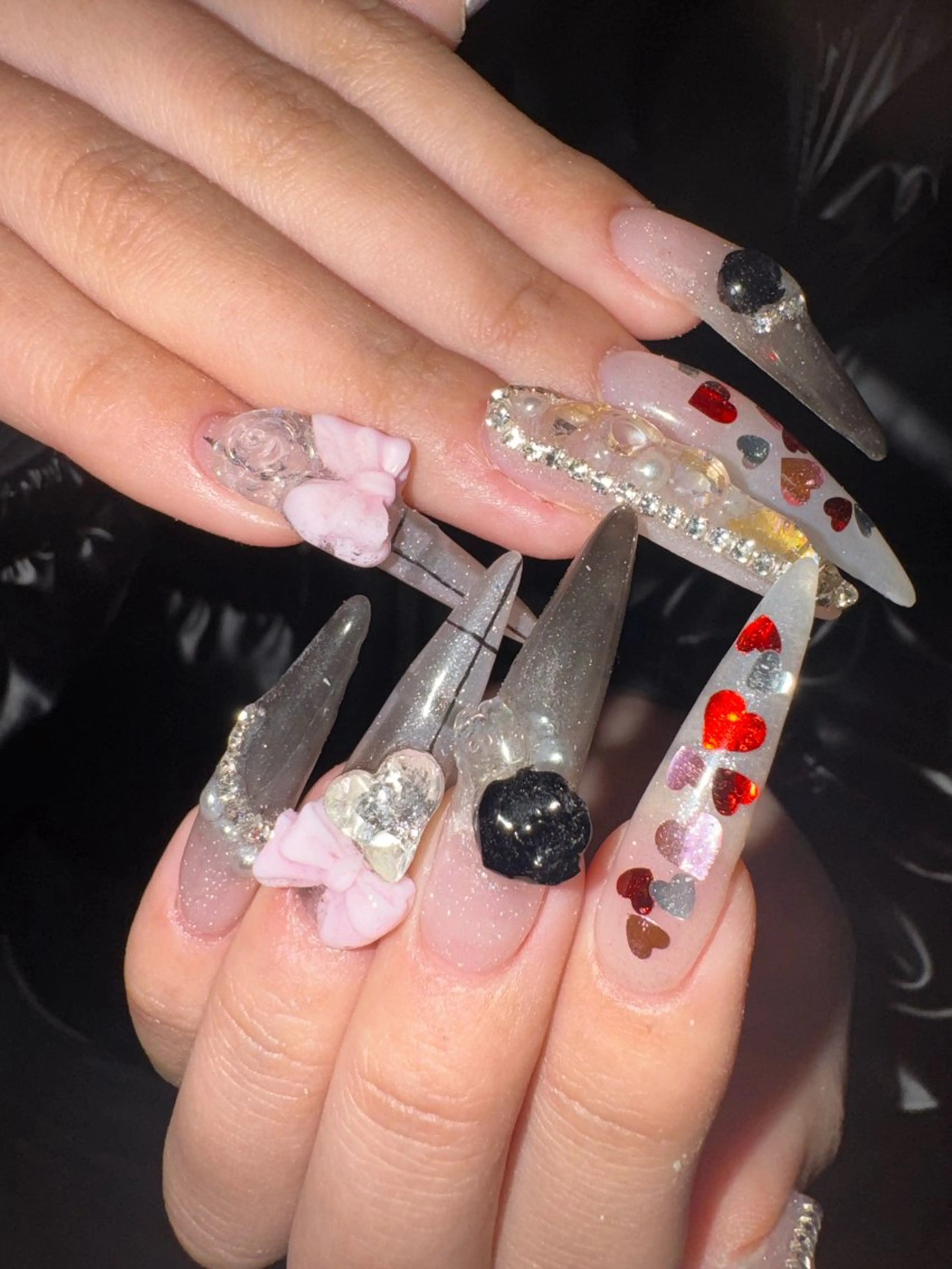 ネイル ハンドネイル MITSUKI🪡 海外/個性派/ロングのネイルデザイン