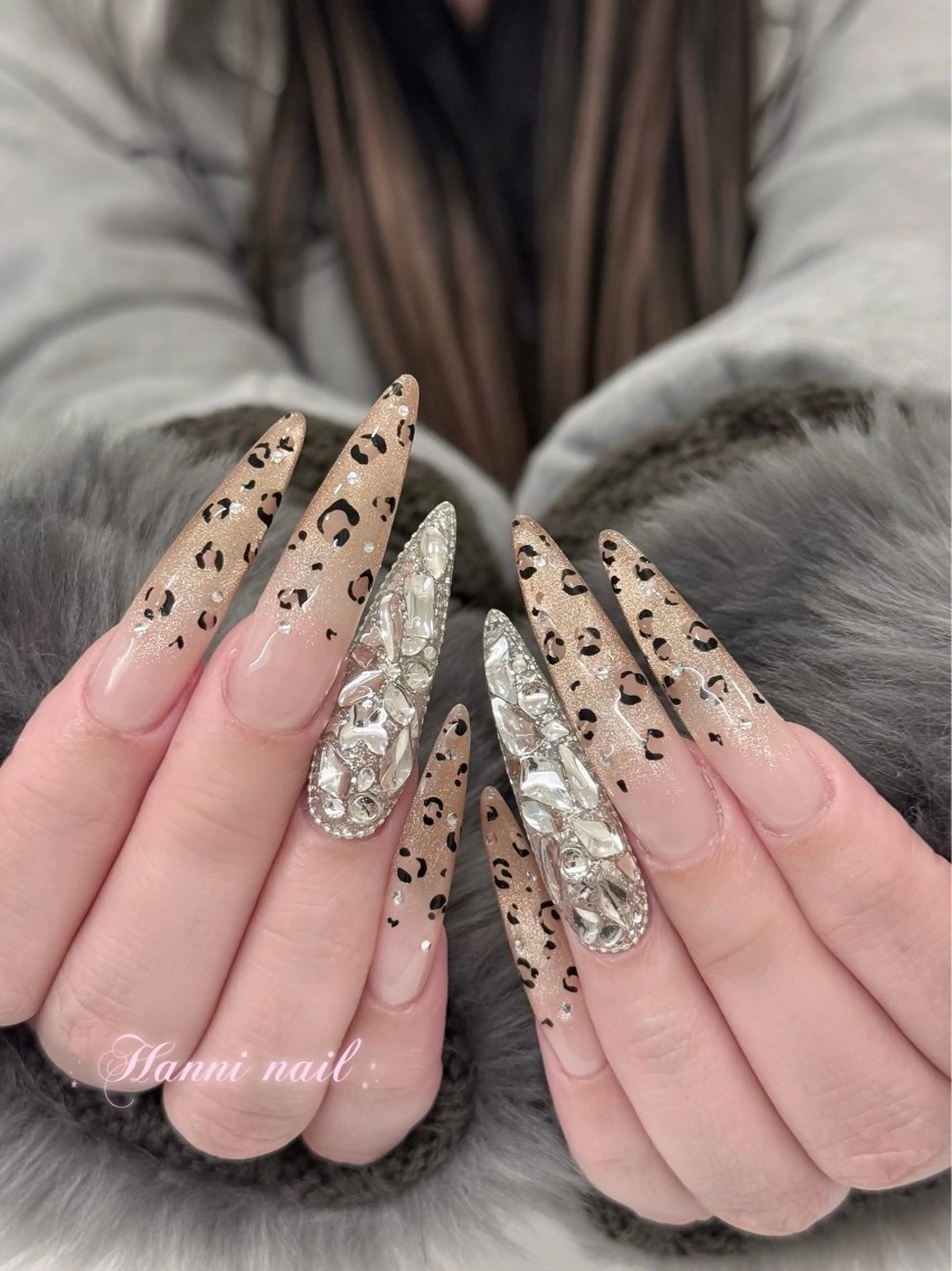ネイル アートネイル ボルドー フレンチネイル 韓国ネイル 持ち込み ハンドネイル Hanni Nail Salon所属・Hanni ハンのネイルデザイン