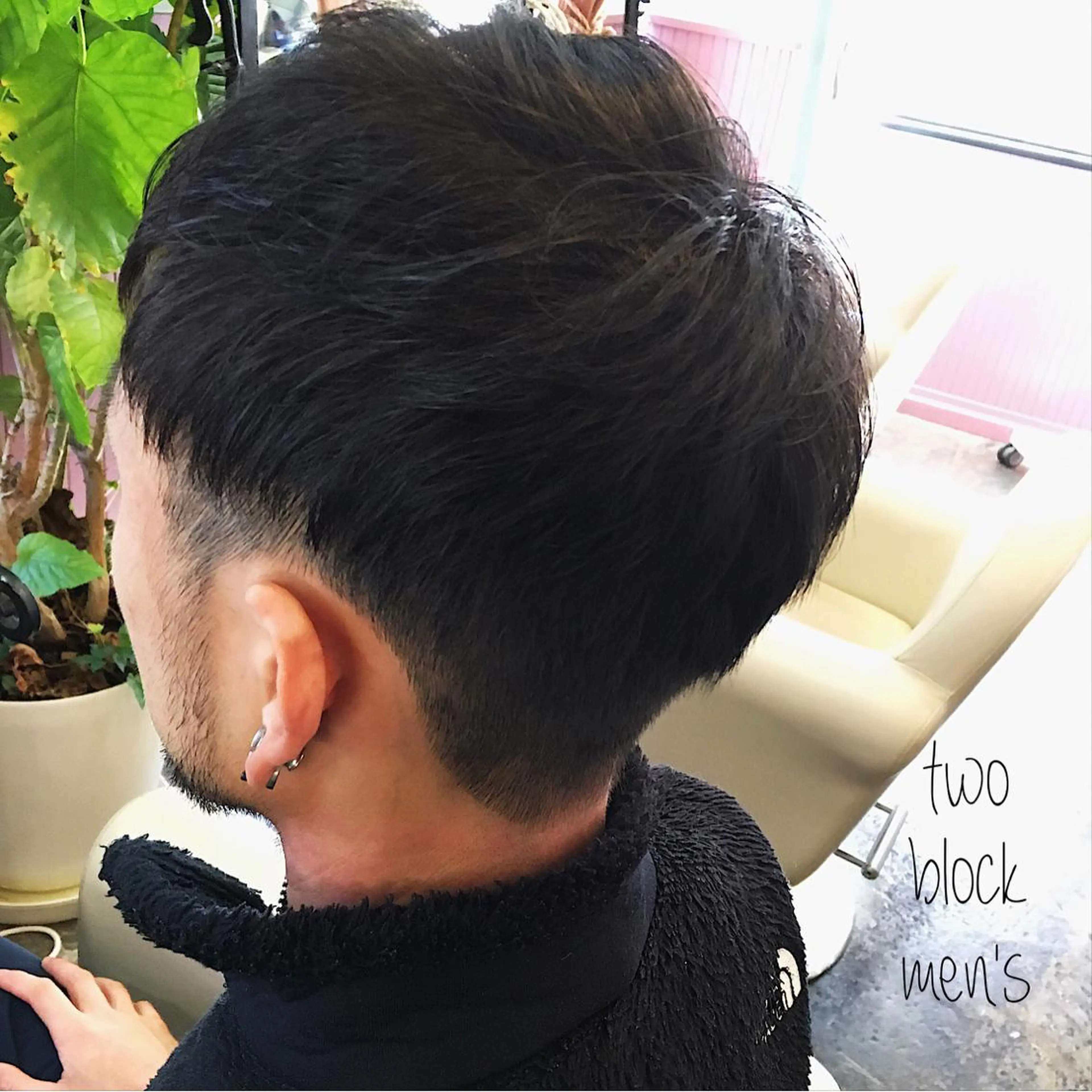 ショート カラー パーマ メンズ 表参道Lise おおいしおりのヘアスタイル