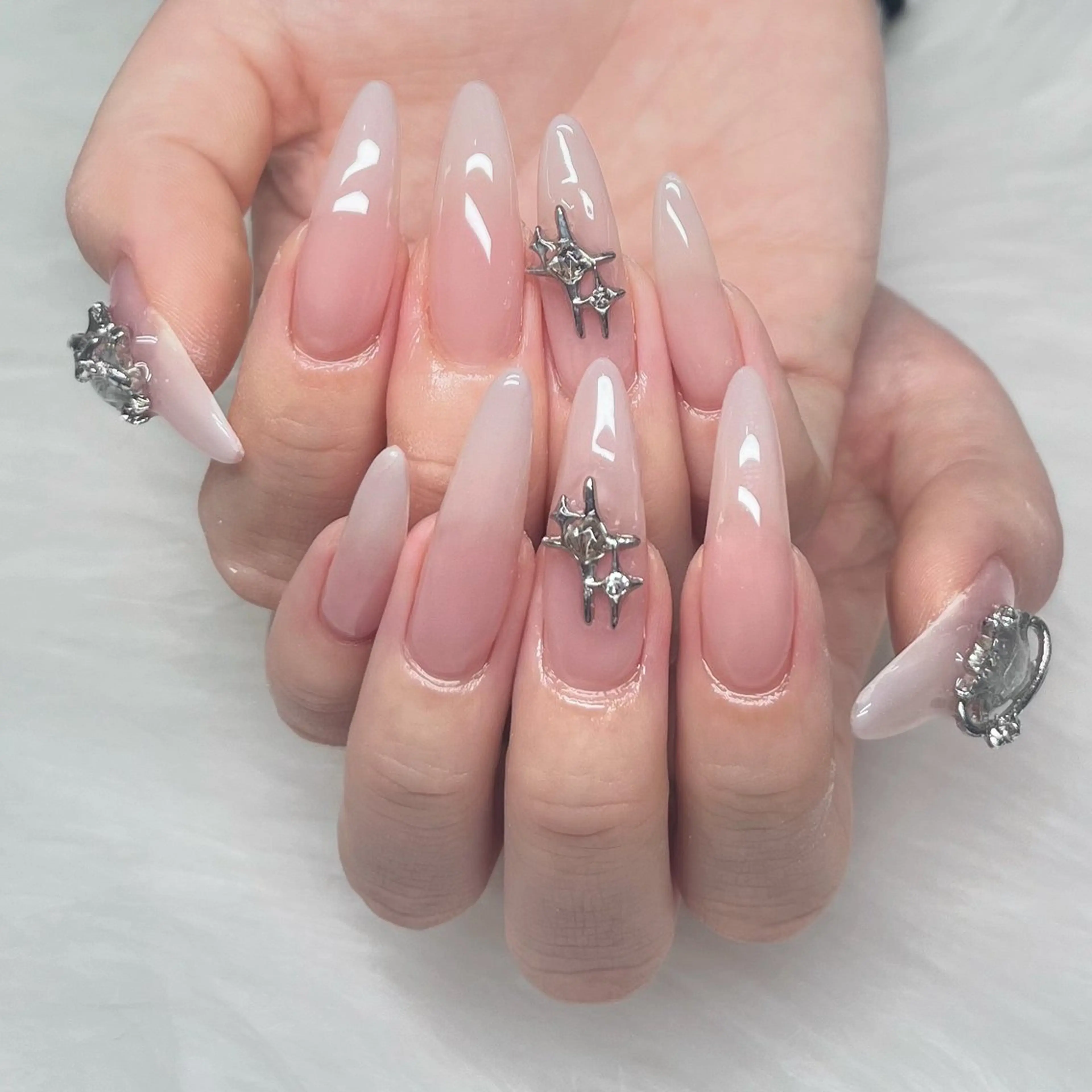 ネイル ハンドネイル 🍁nail. kaede🍁のネイルデザイン