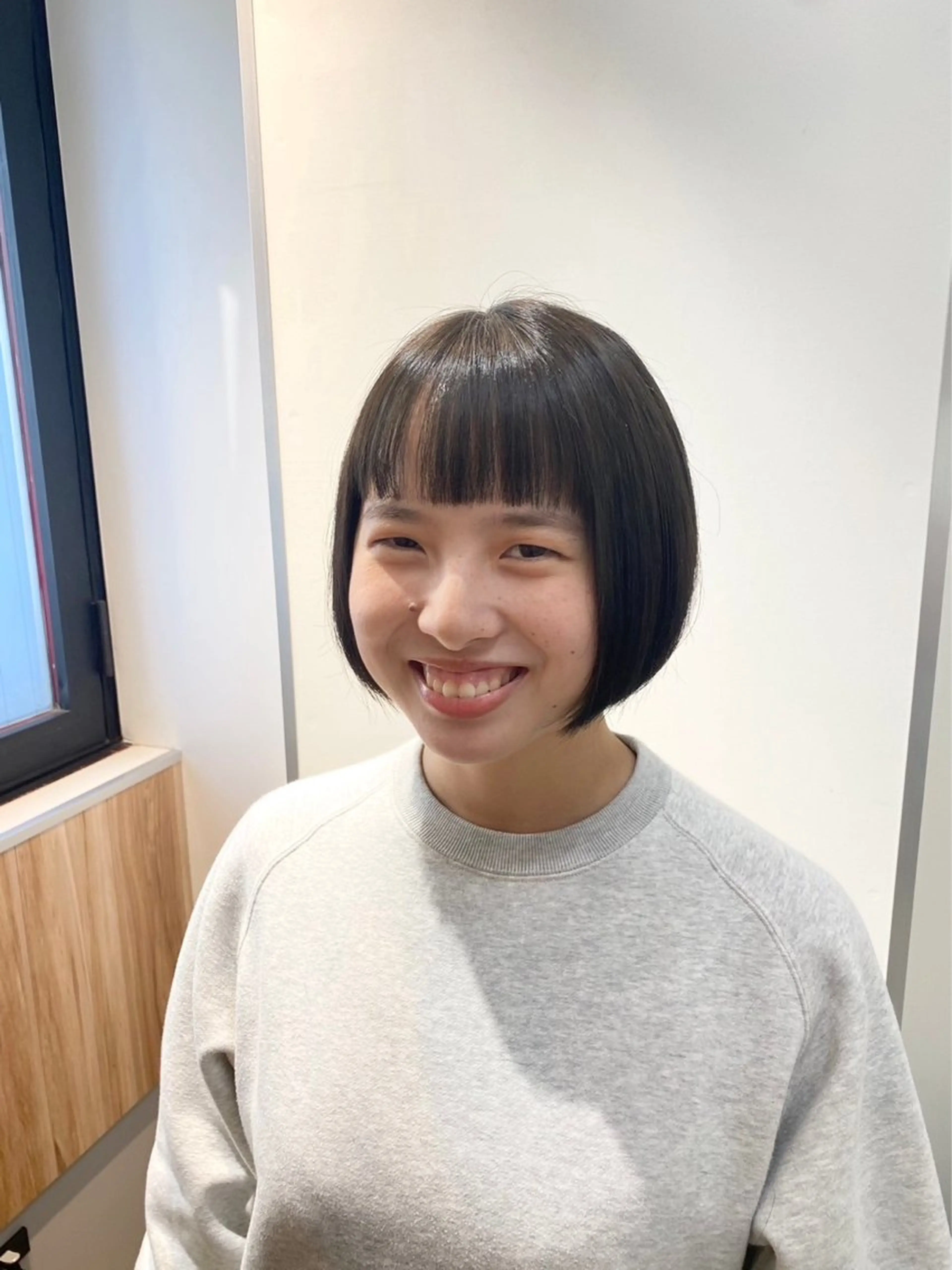 ショート カラー ブラウンカラー オリーブブラウン ボブ GO TODAY神戸三宮所属・あ きのヘアスタイル