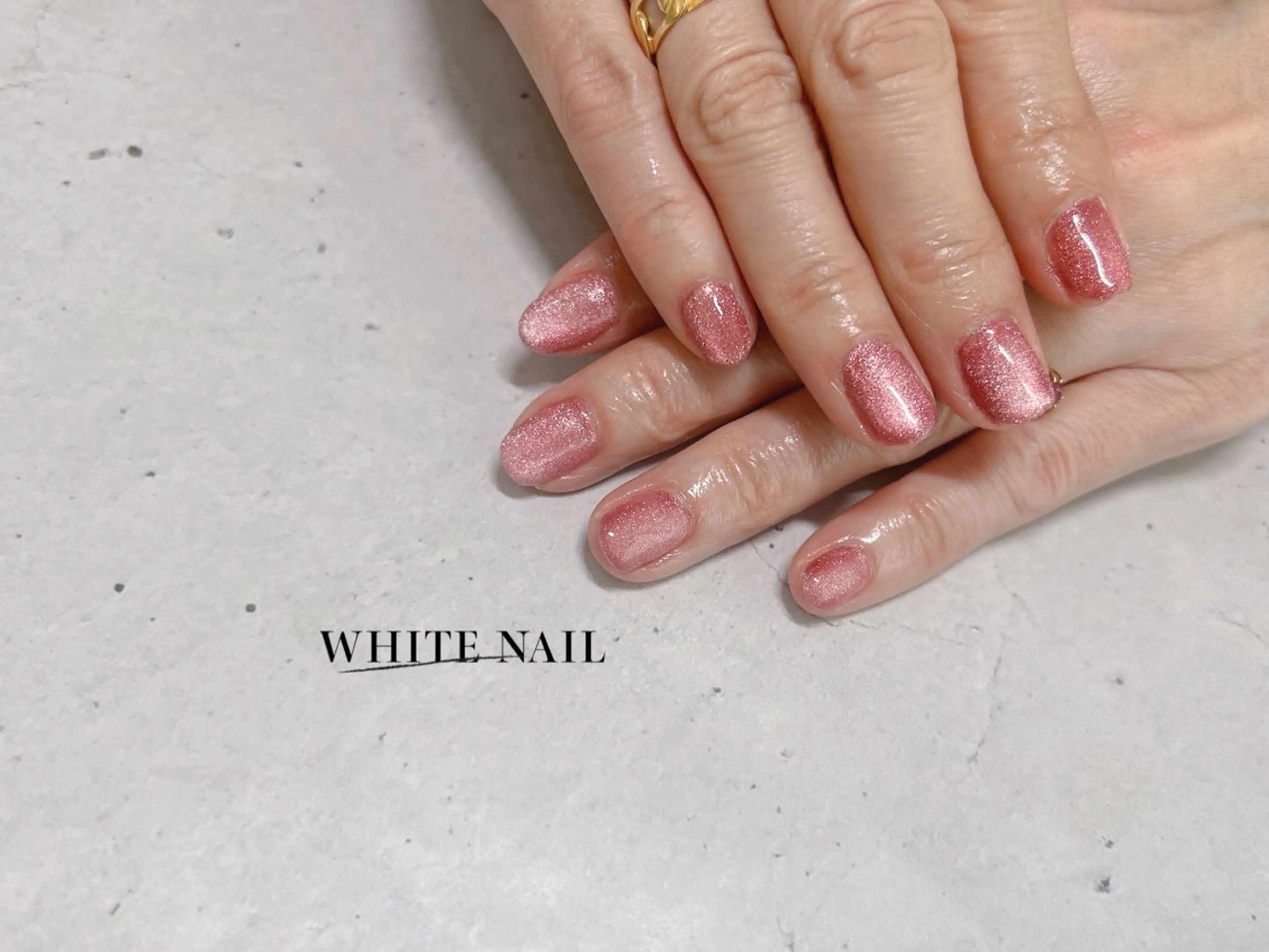 ネイル マグネットネイル ハンドネイル WHITE NAIL ホワイトネイルのネイルデザイン