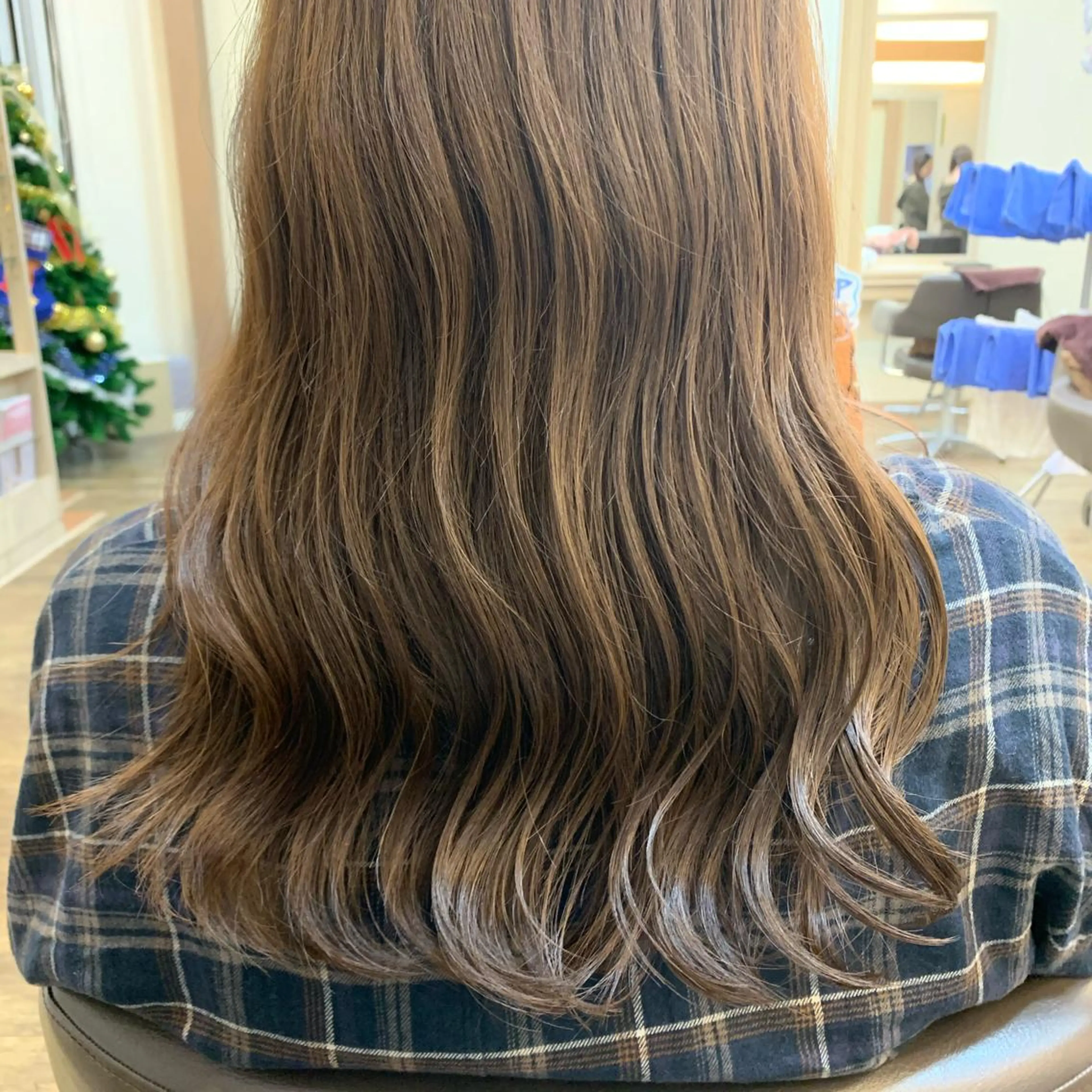 ロング ロング 長野 歌穂のヘアスタイル