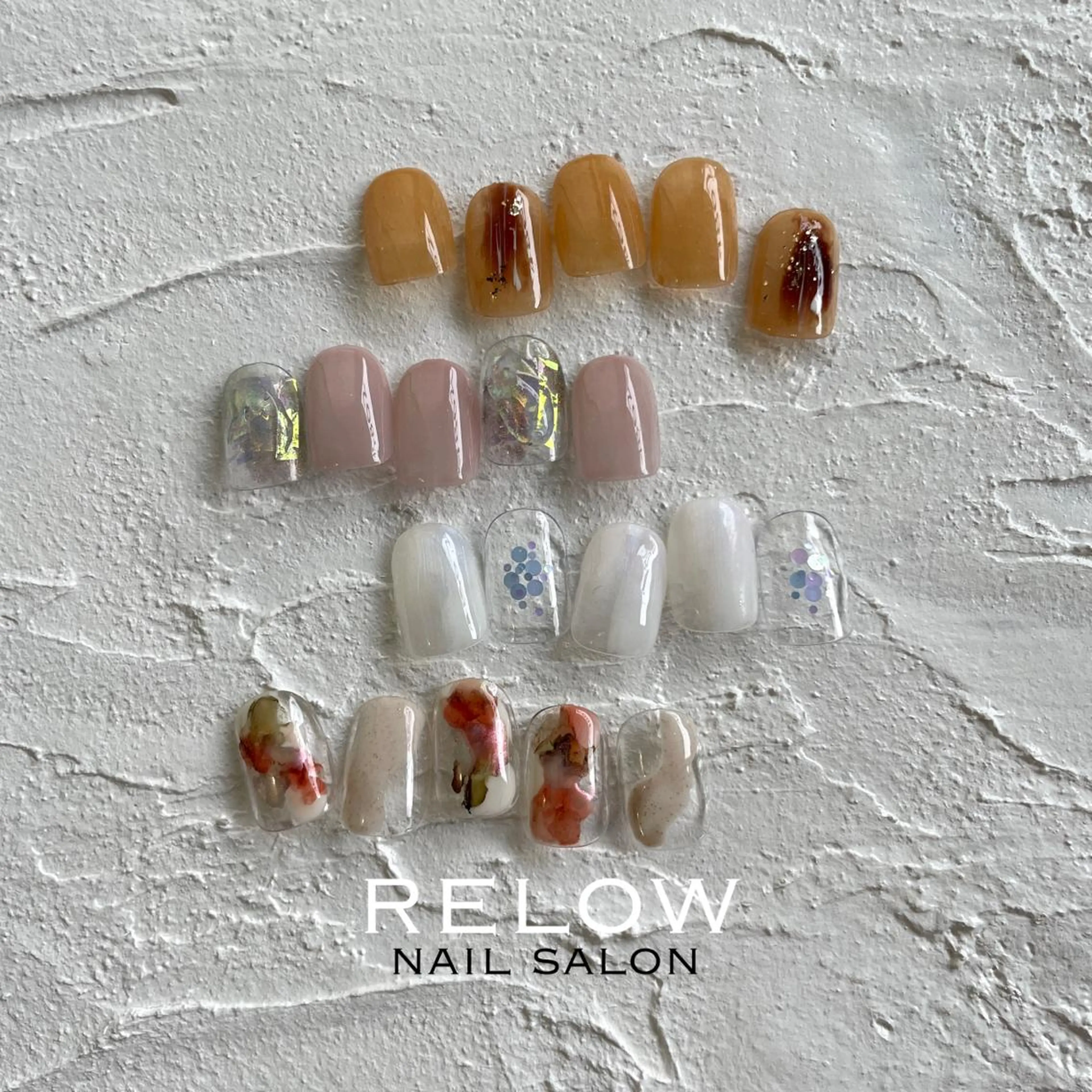 ネイル ハンドネイル anyora nail salon所属・大人ワンホン キラキラ／Ayanoのネイルデザイン