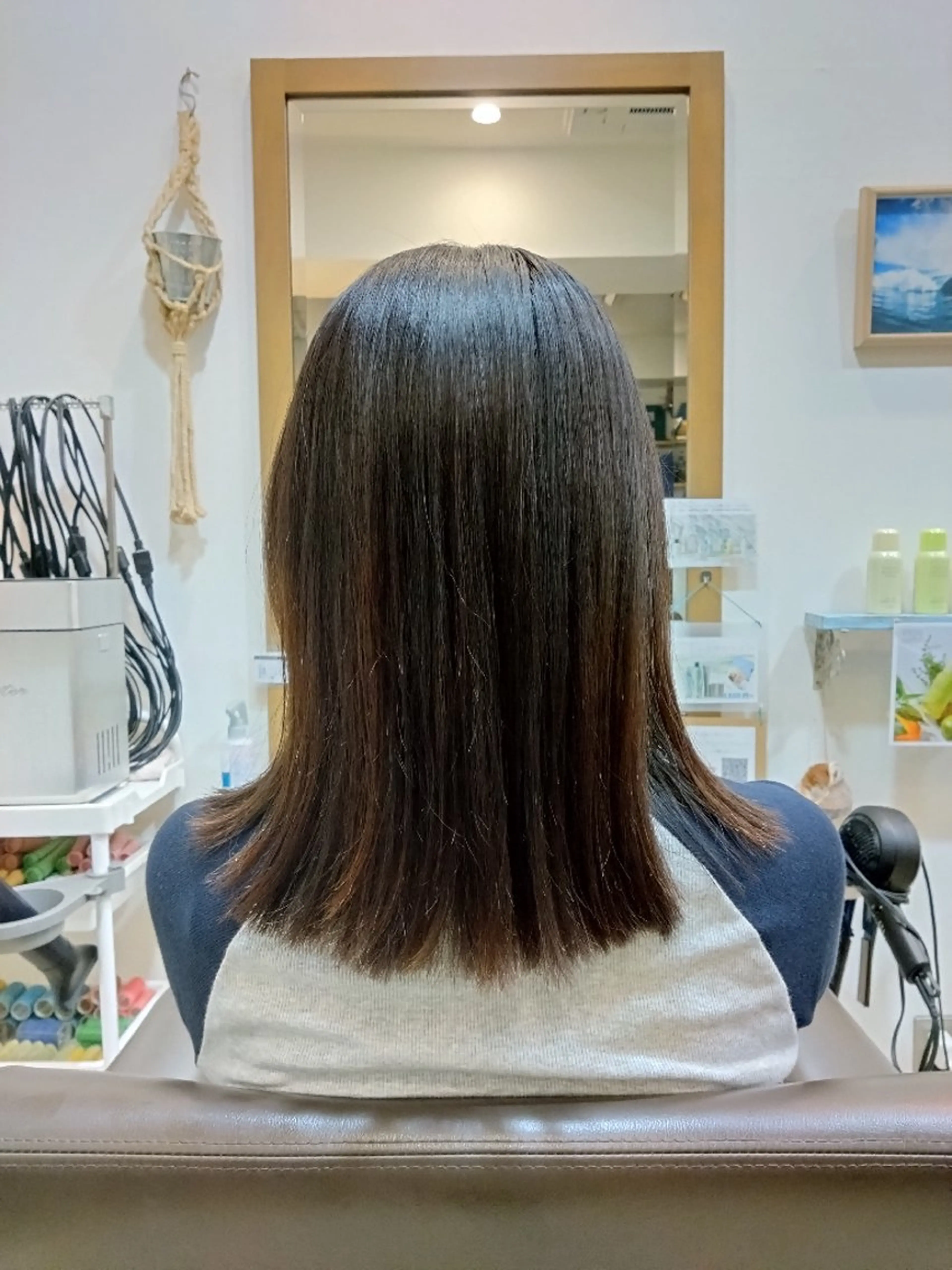 ミディアム Biarritz所属・藤田音緒✨縮毛矯正/ 酸熱トリートメント✨のヘアスタイル